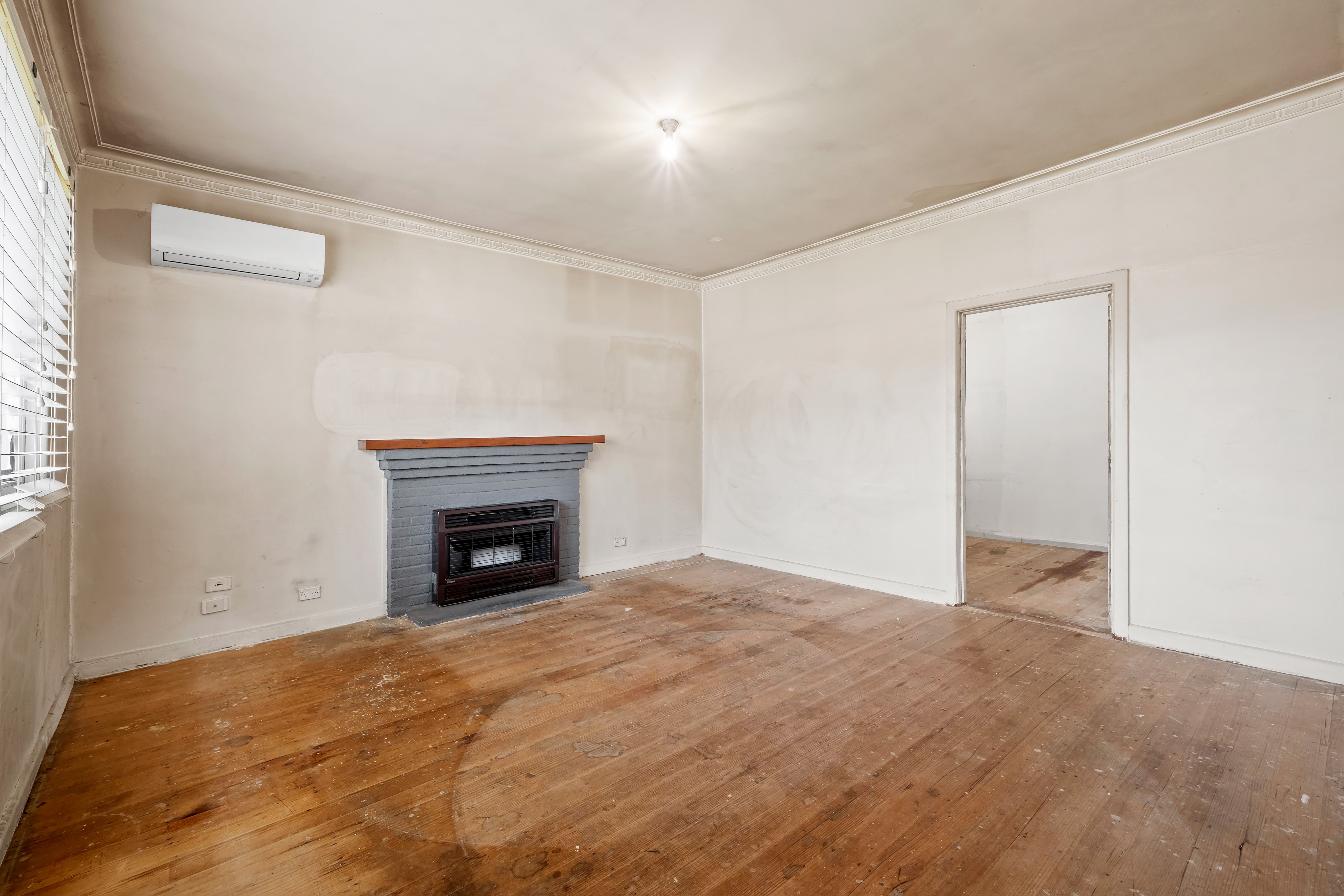 19 Mortimer Street — photo 3 of 6