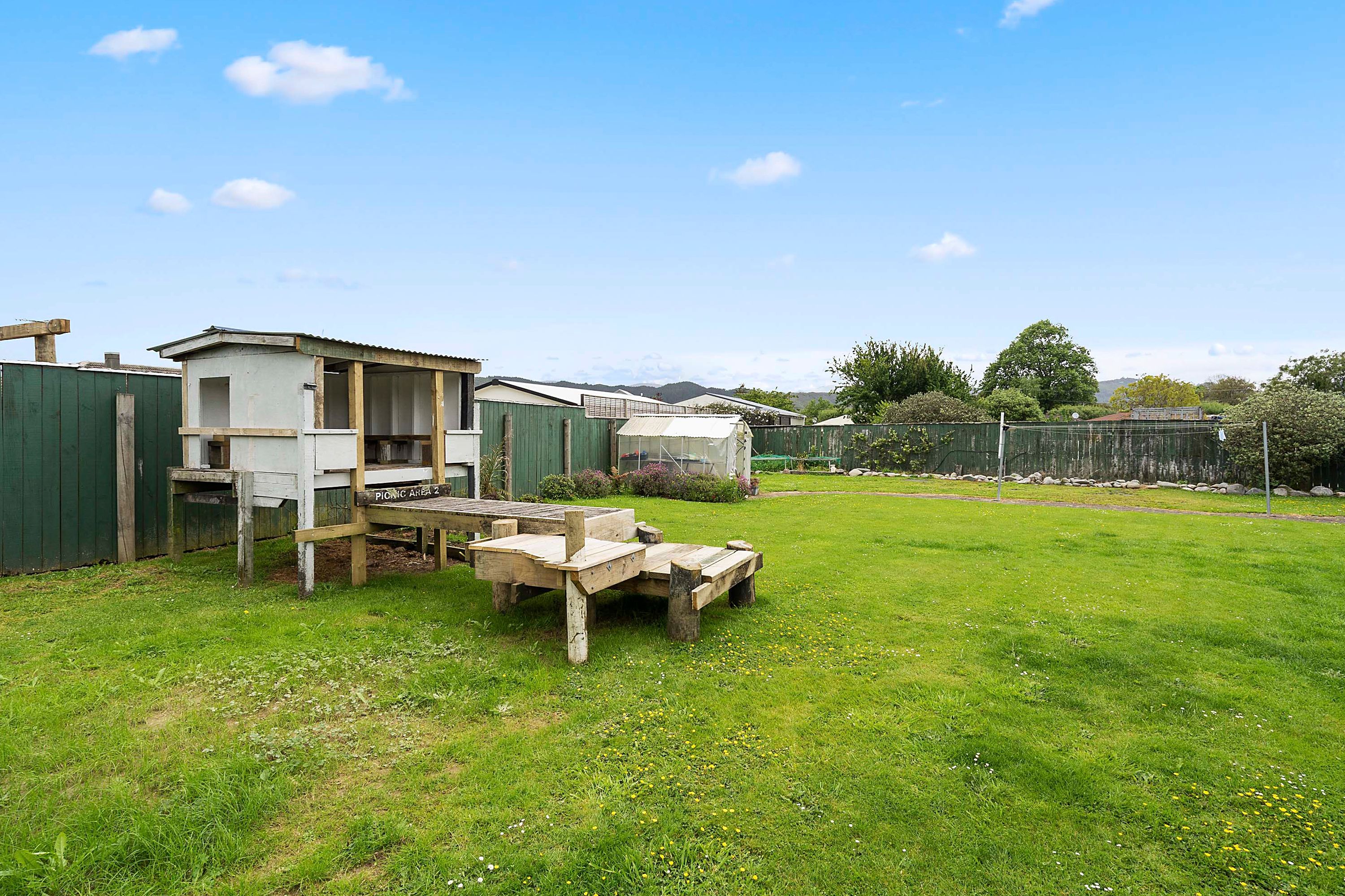 17 Hector Grove, Trentham, Upper Hutt City