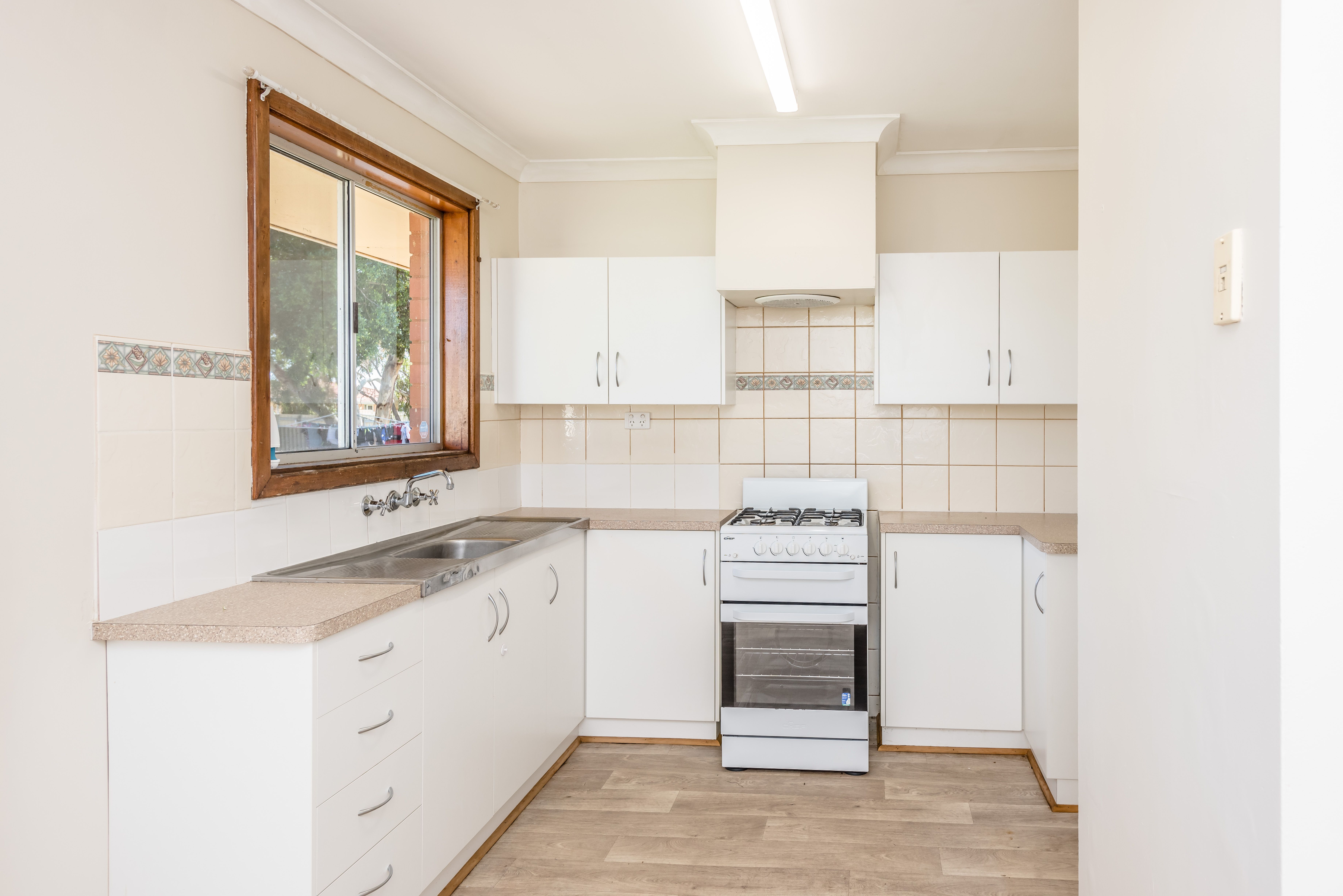128 Abraham Street, Karloo, WA 6530