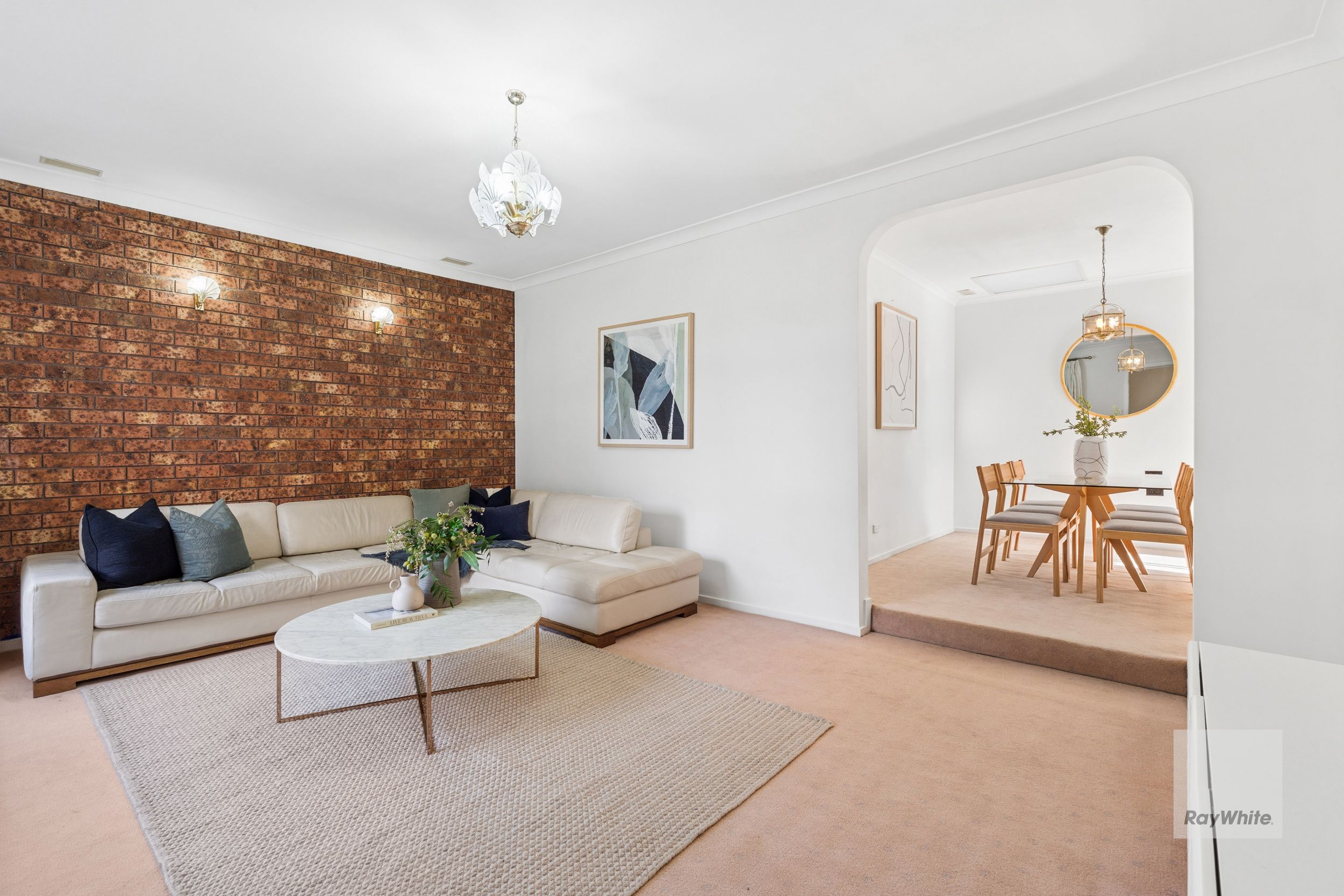 17 Munich Drive, Keilor Downs, VIC 3038