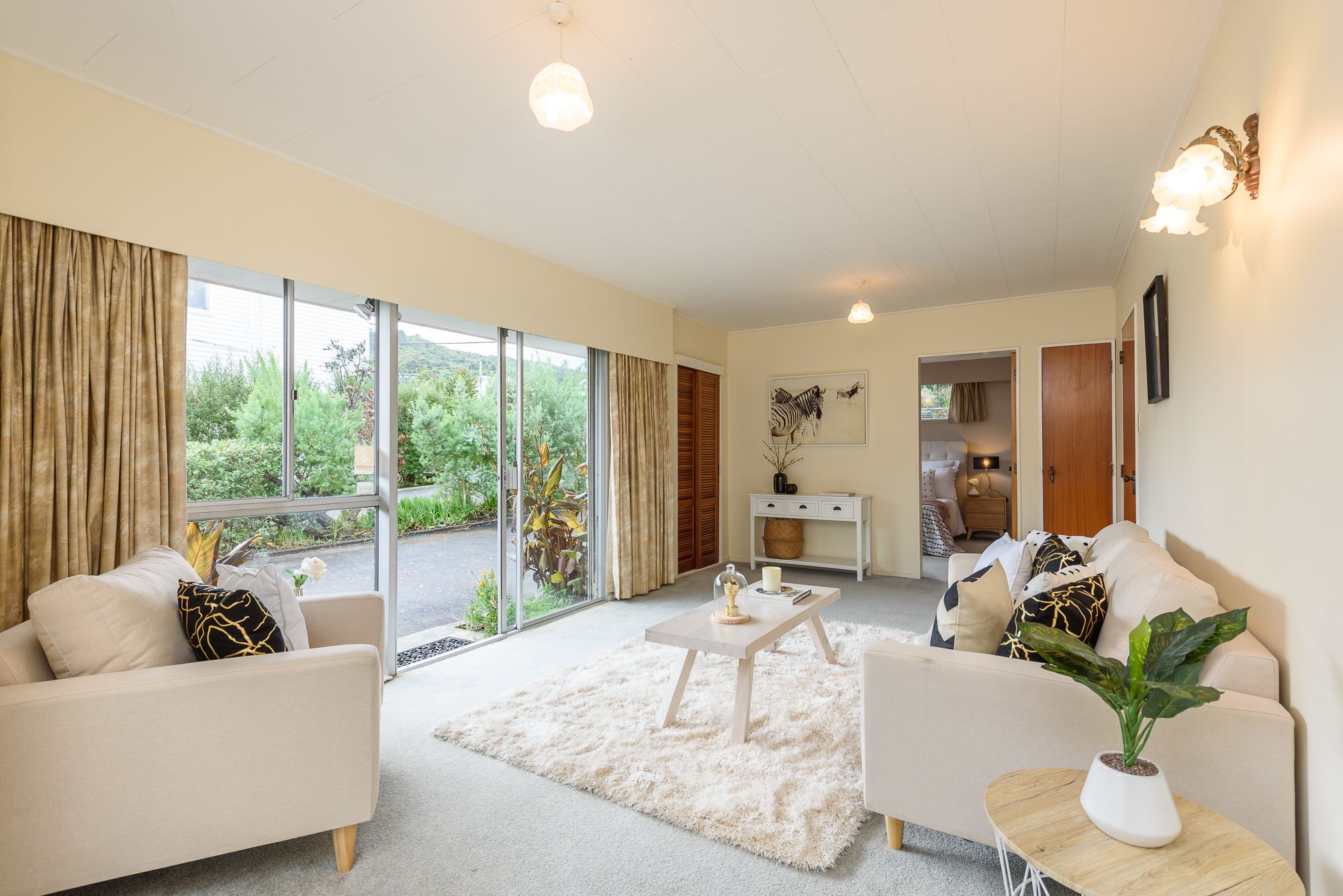2/19 Parkvale Road, Karori, Wellington City