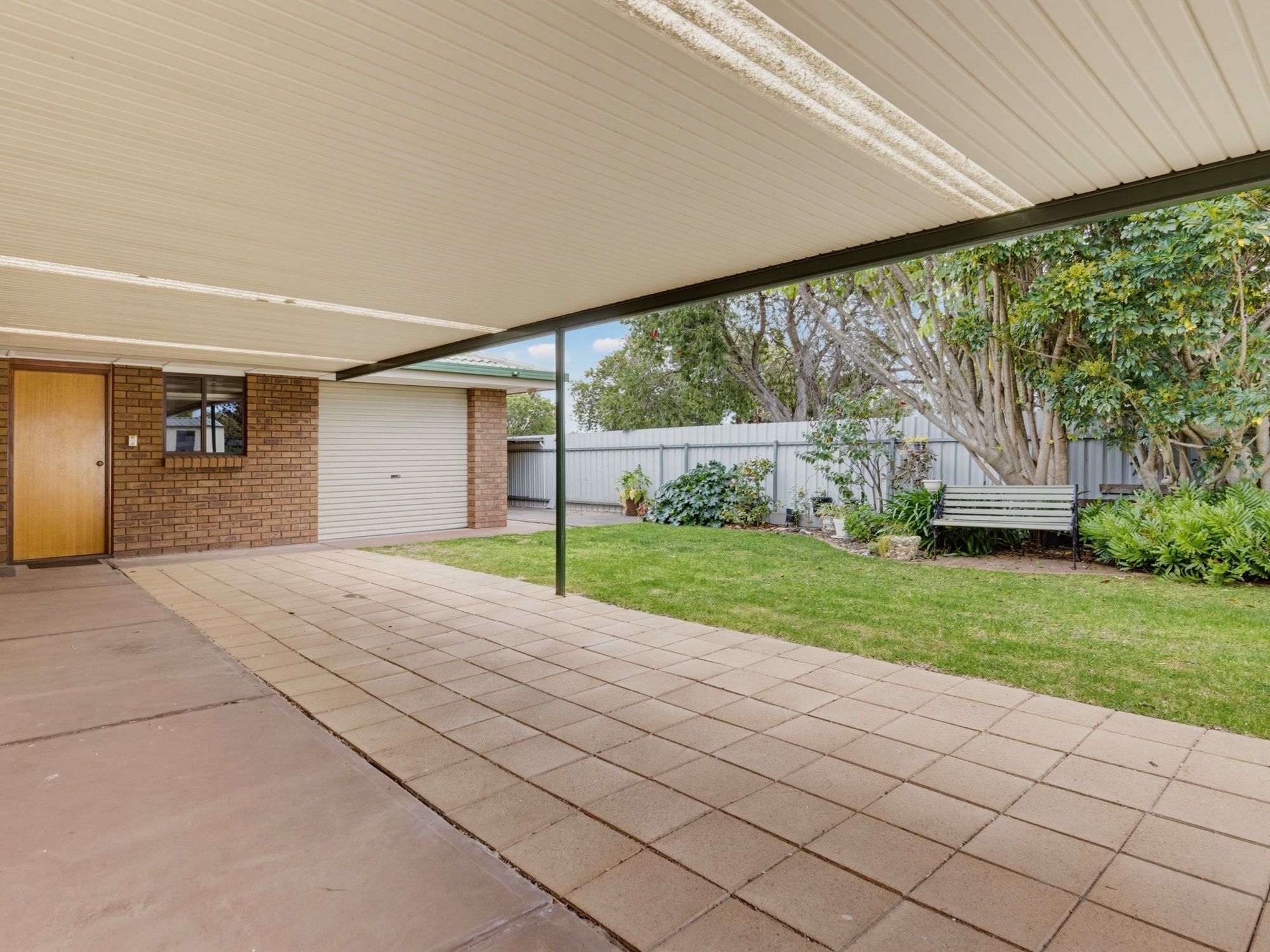 2 Frenshams Drive — photo 18 of 21