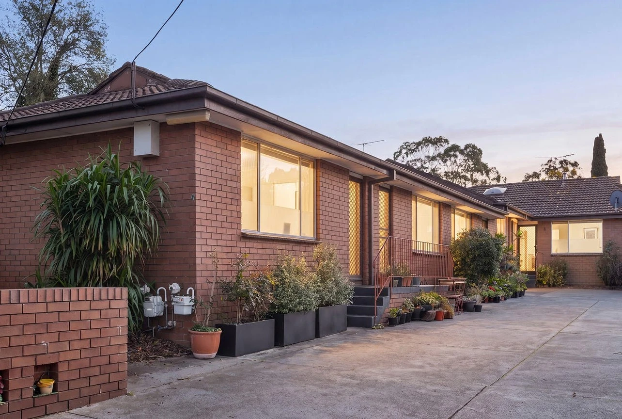 2/4 St Bernards Road, Alphington, VIC 3078