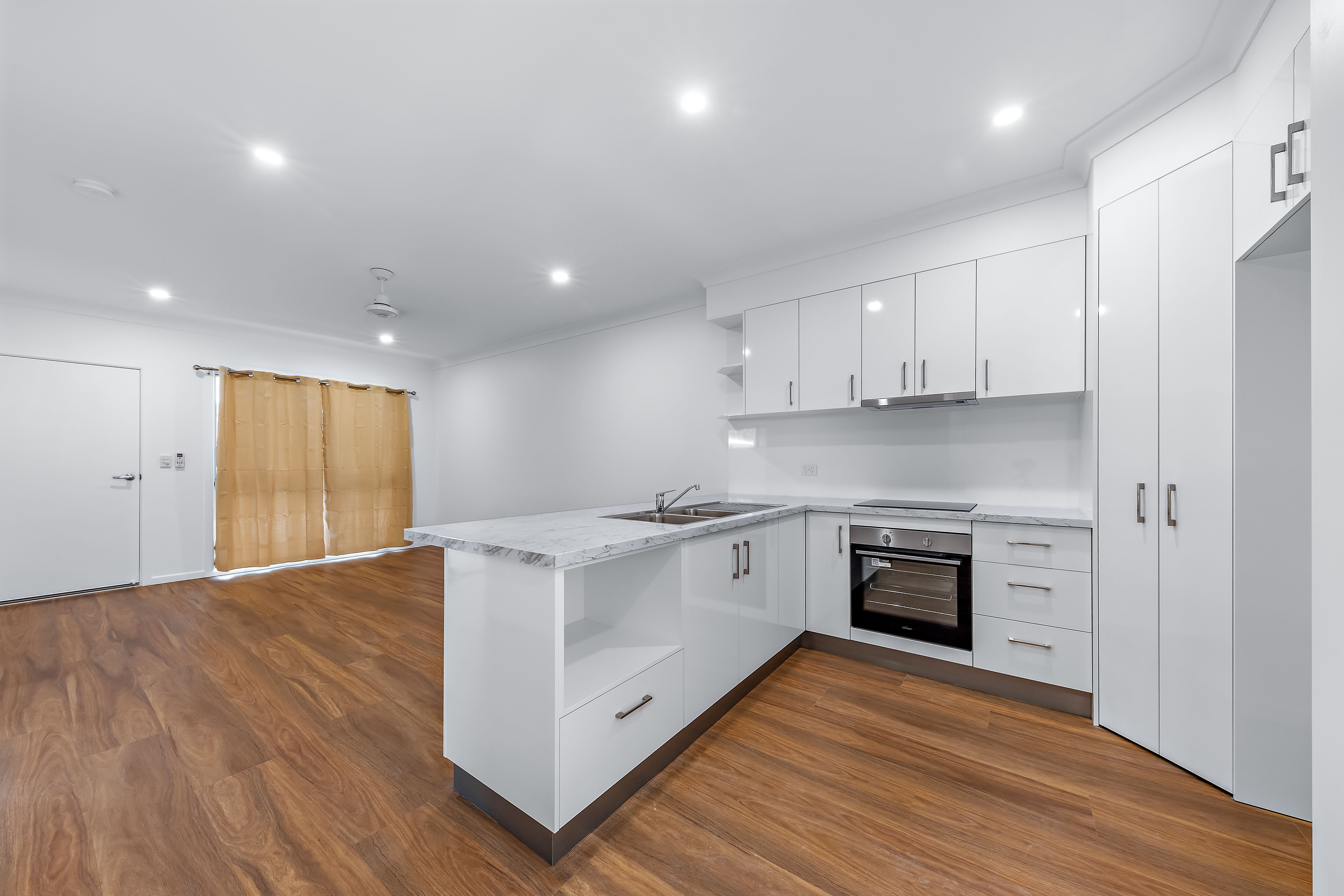 22/12 Pandanus Drive, CANNONVALE, QLD 4802