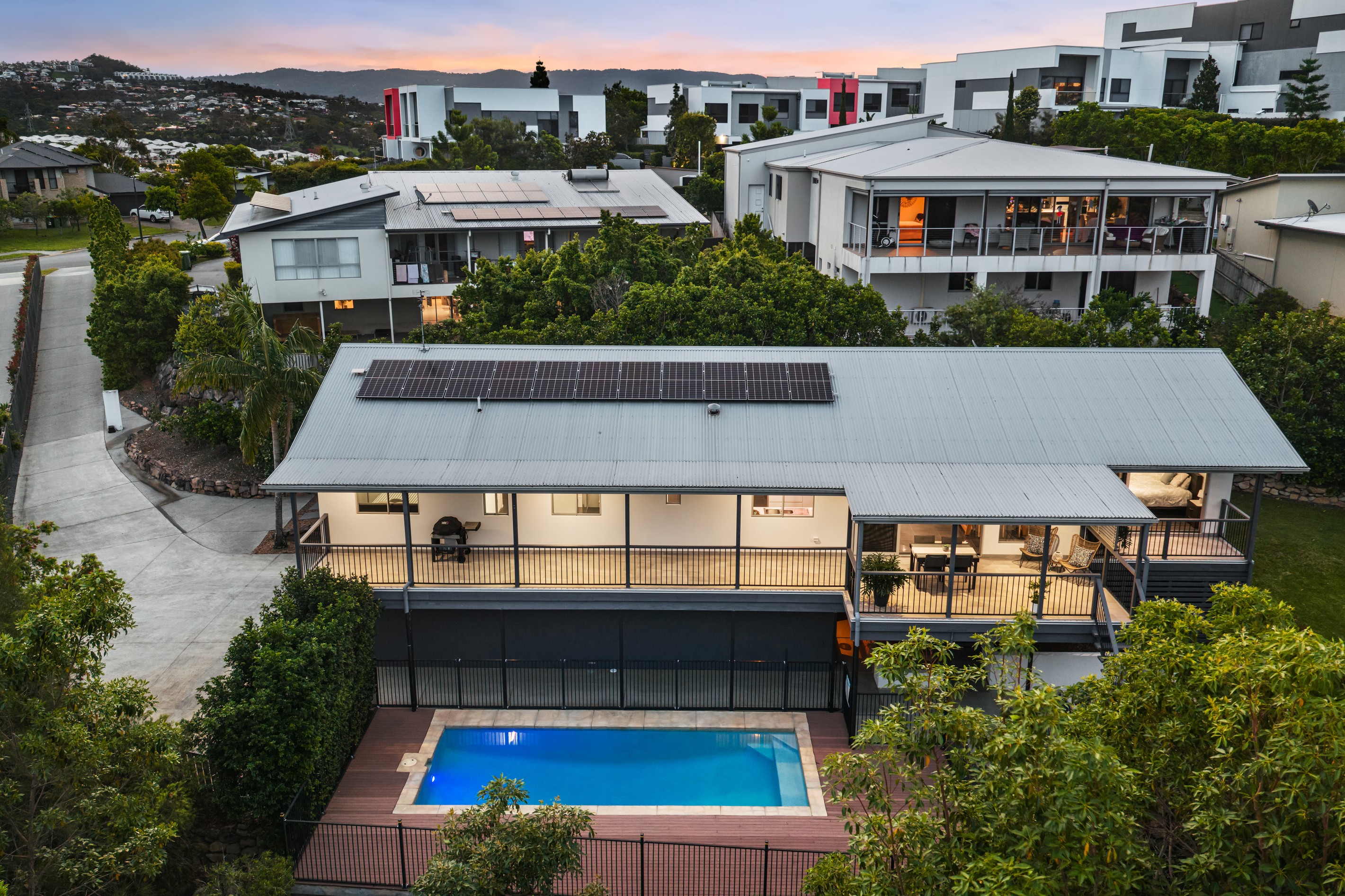 19 John Francis Drive, Carrara, QLD 4211