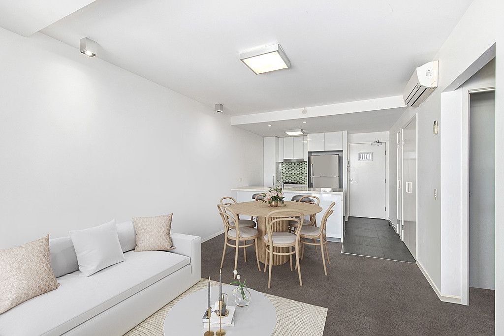 211/159 Logan Road, Woolloongabba, QLD 4102