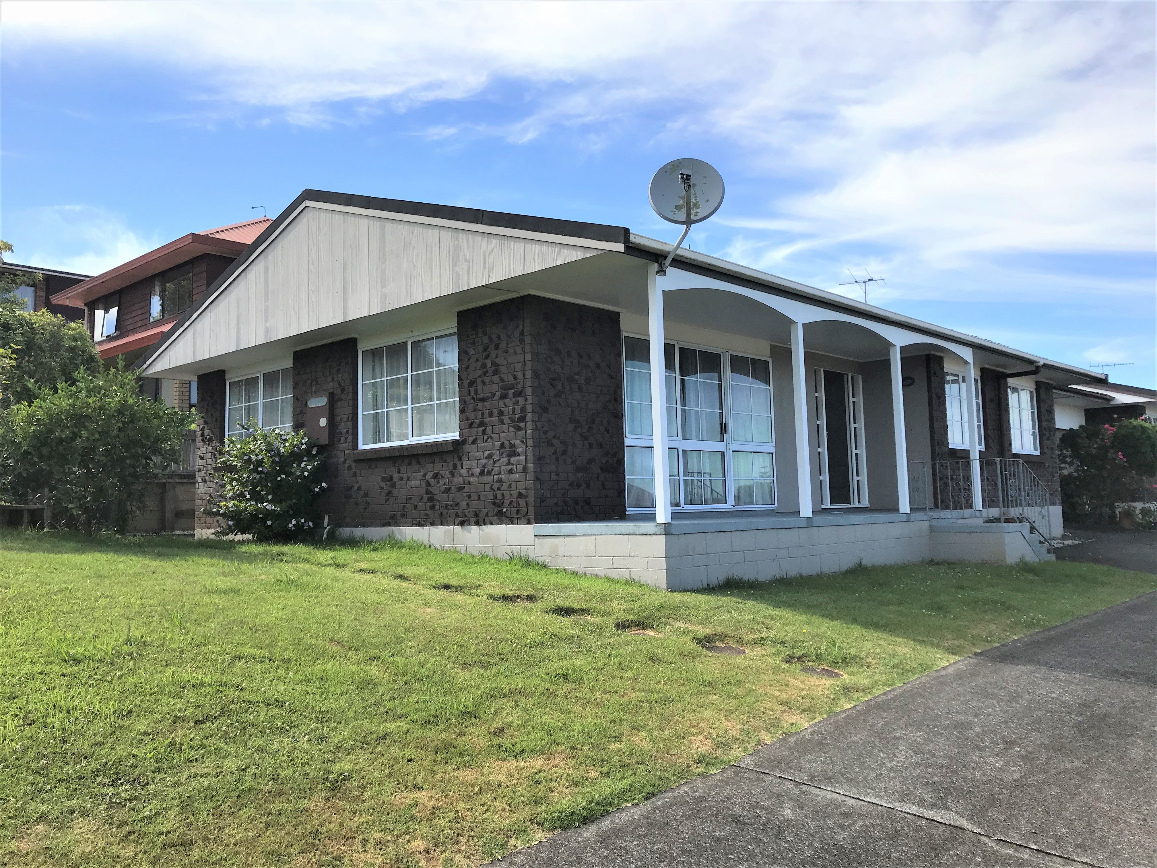 1/88 Dalwhinne Parade, Highland Park, Manukau City