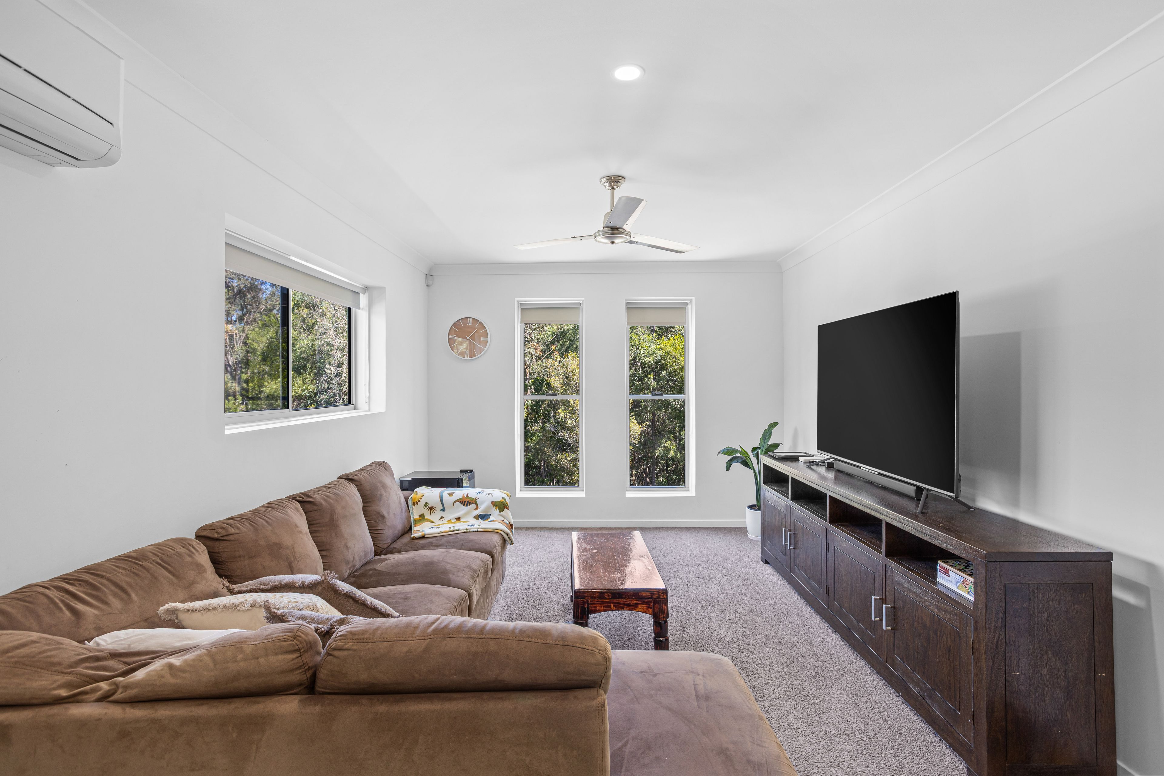 48 Diamantina Circuit, Pacific Pines, QLD 4211