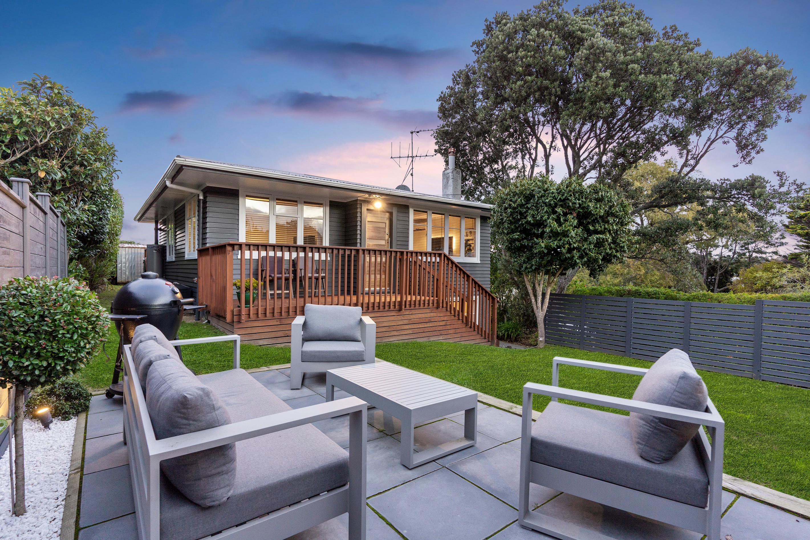 10 Stottholm Road, Titirangi, Waitakere City