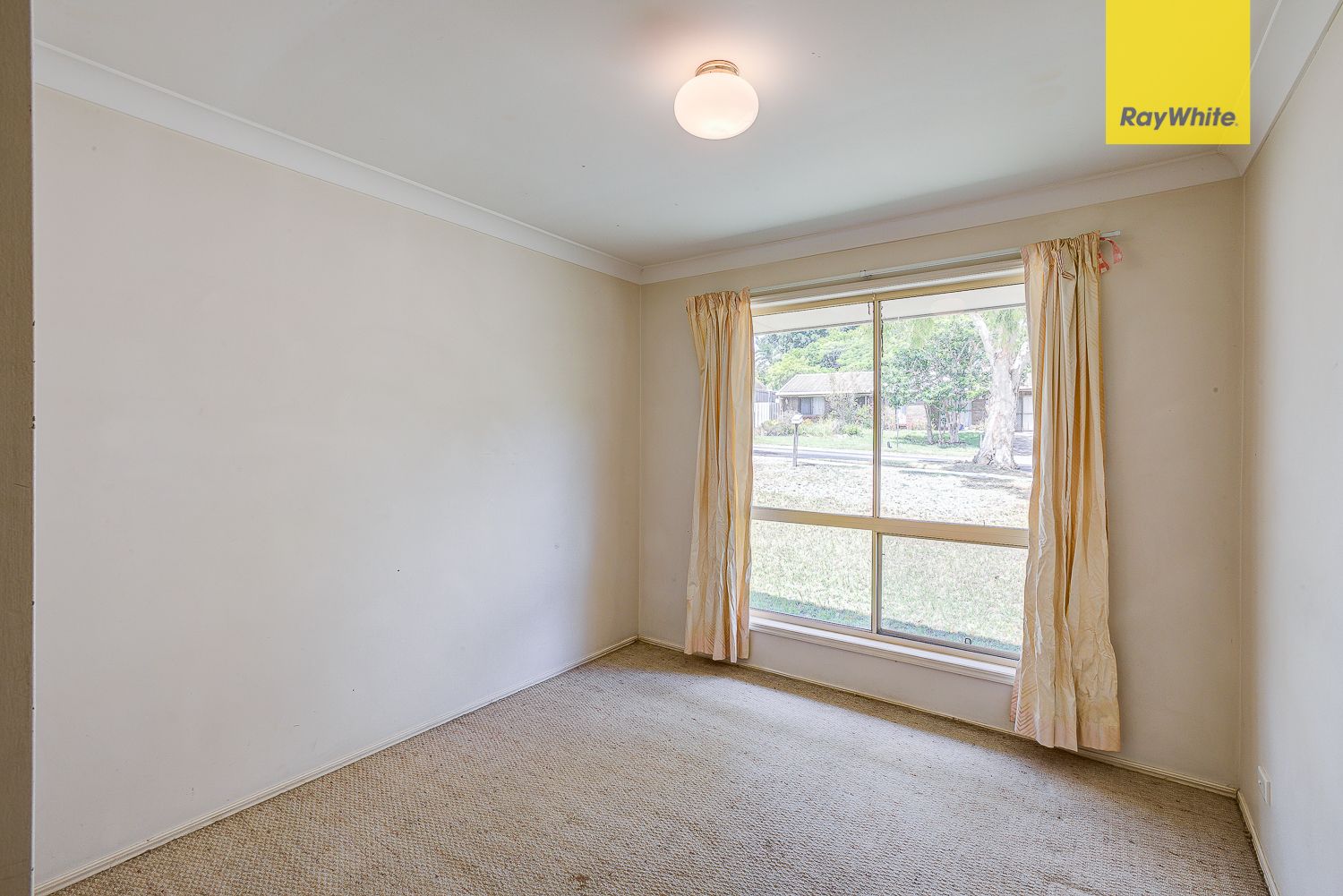 15 Holden Drive, Sunnybank Hills, QLD 4109