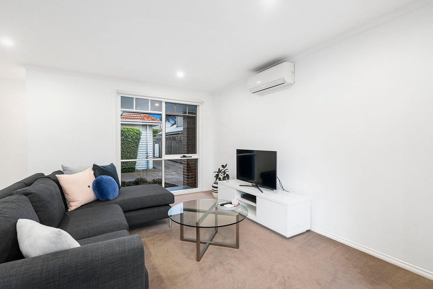 2/6 Parkin Avenue, Cheltenham, VIC 3192