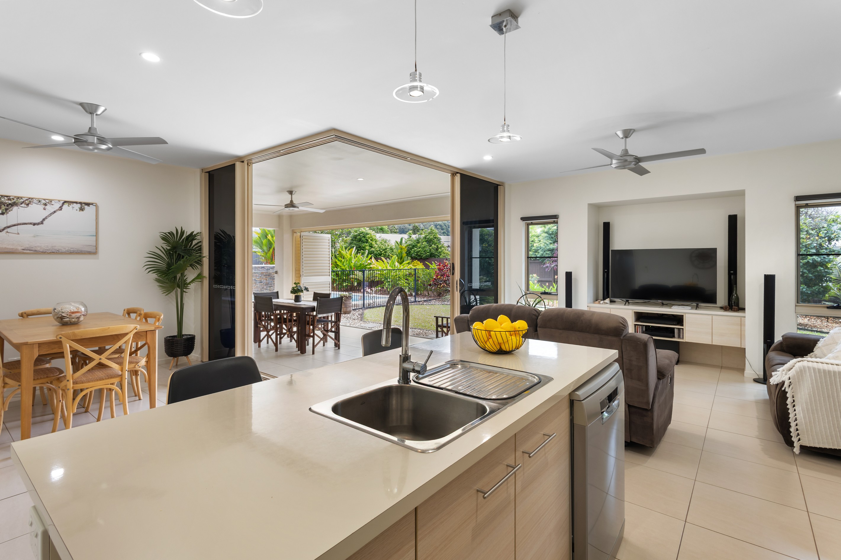 13 Dawal Close, Cooya Beach, QLD 4873