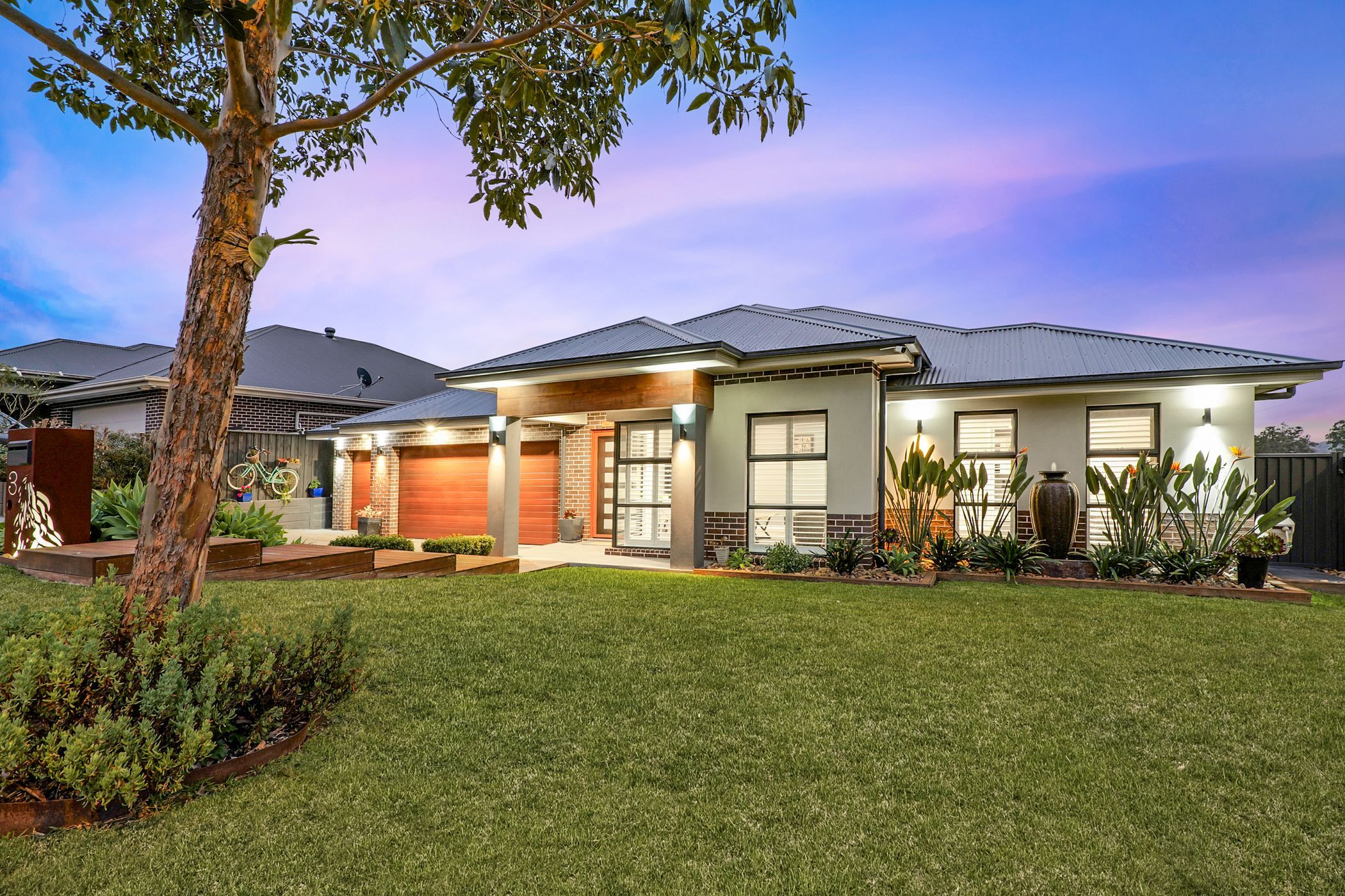 3 Collins Street — photo from Ray White North Richmond