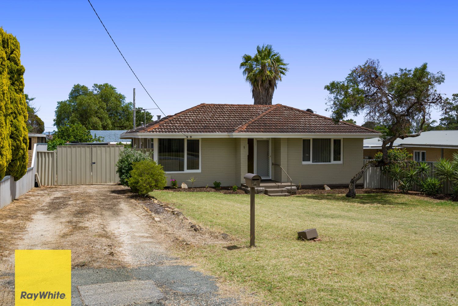 5 Westbrook Way, Girrawheen, WA 6064