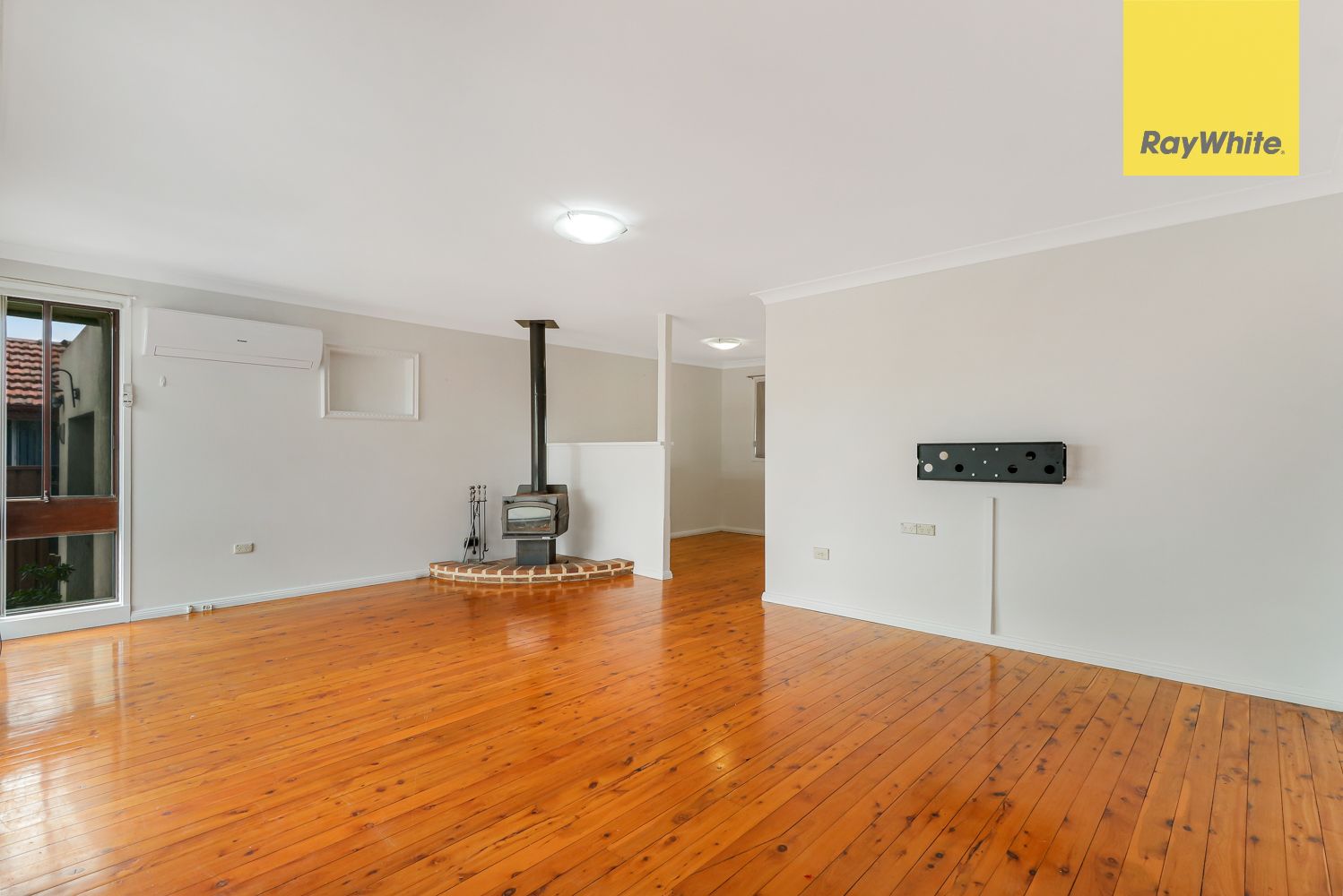 129 Shepherd Street, Colyton, NSW 2760