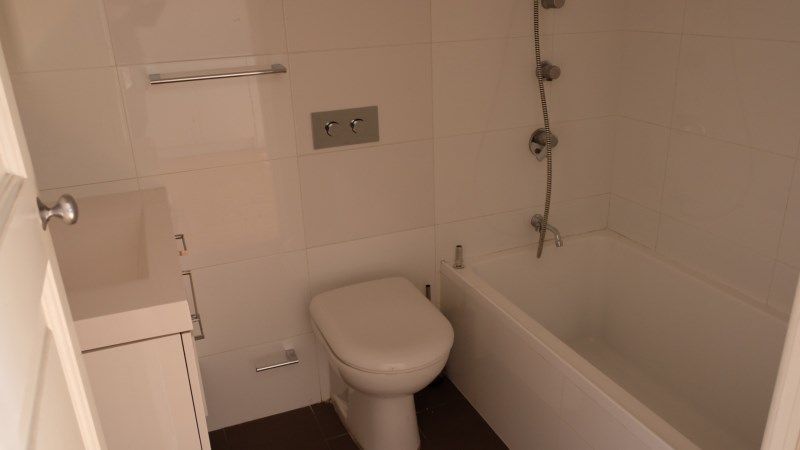 35 Robinson Street — photo 8 of 8