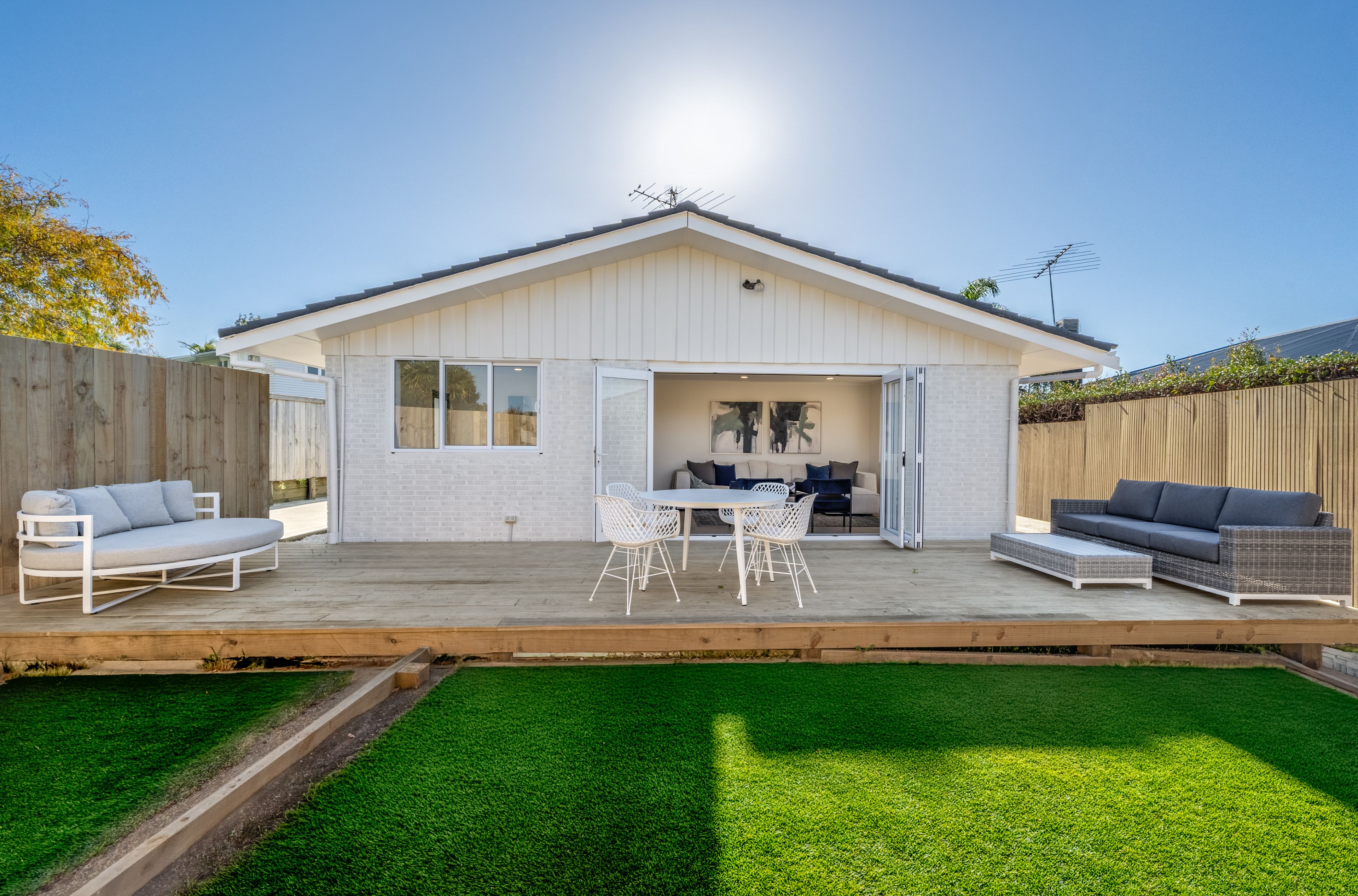 75 Marine Parade, Mellons Bay, Manukau City