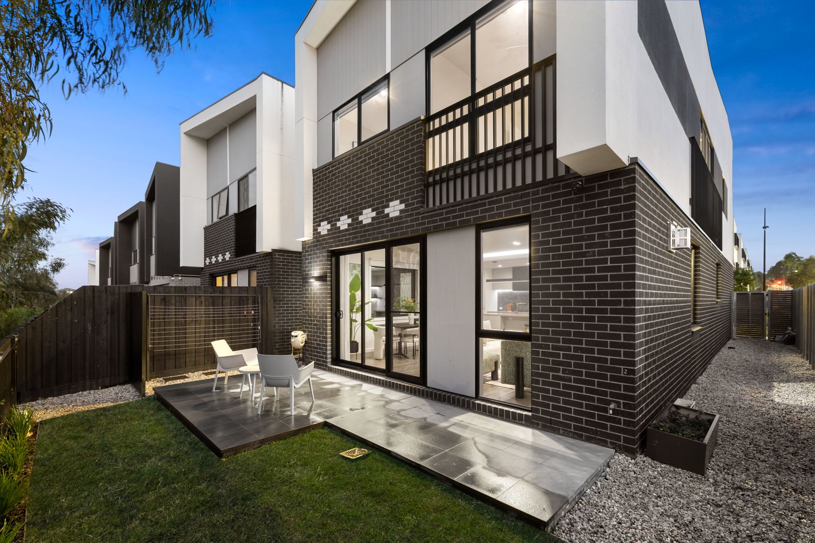 17 Northcote Circuit — photo 14 of 25