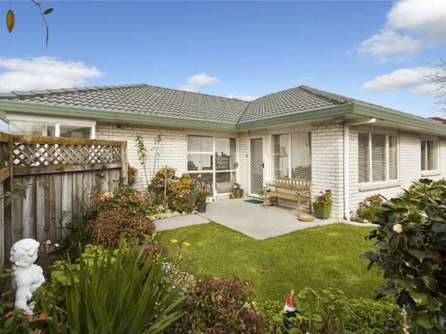1/327 Botany Road, Golflands, Manukau City