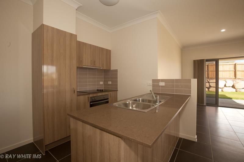 1 Geoffrey Miller Avenue, Pimpama, QLD 4209