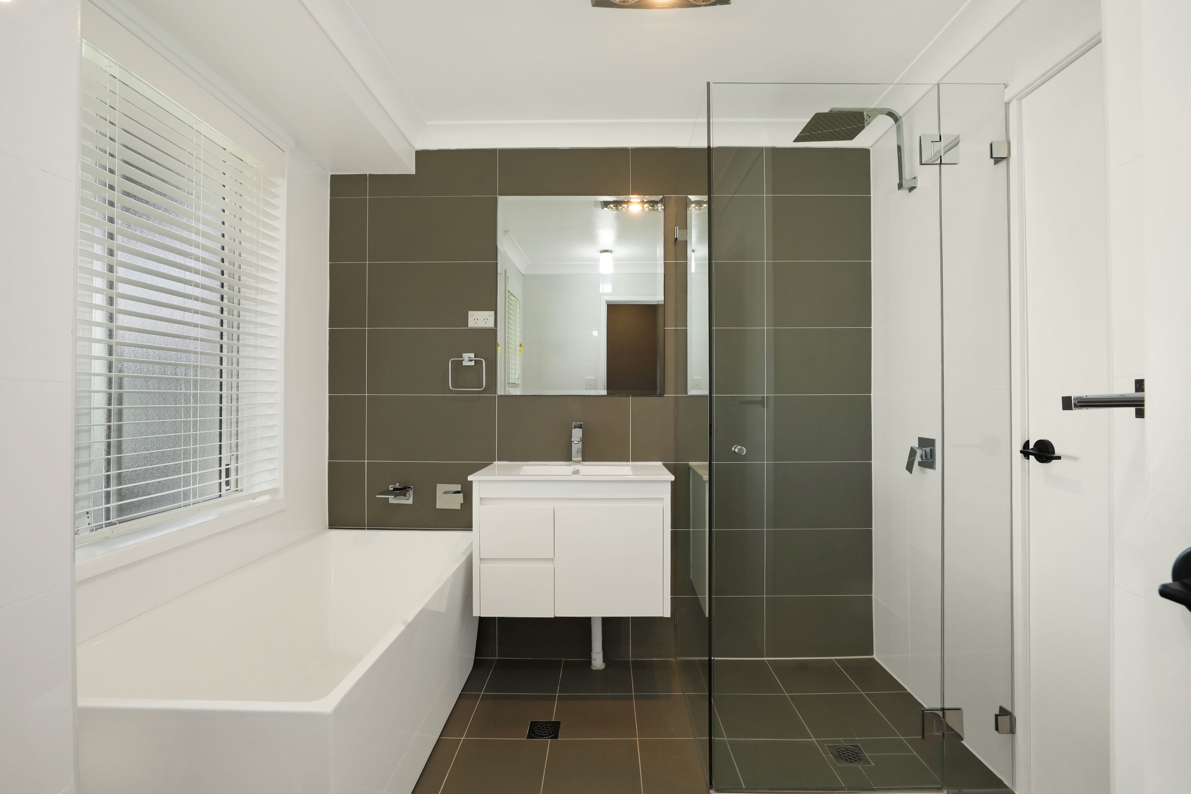 8 James Street — photo 8 of 12