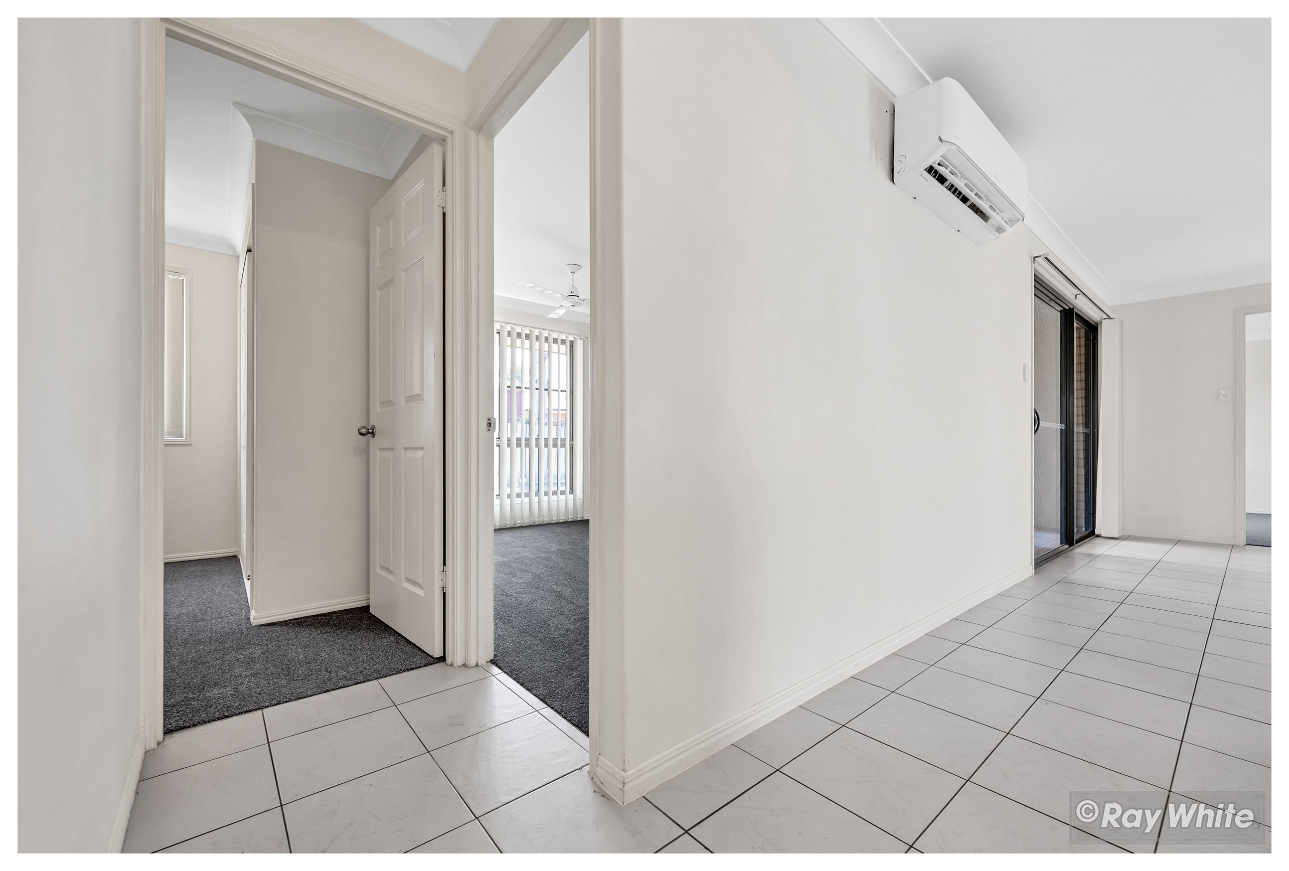 28 Donovan Crescent — photo 10 of 30