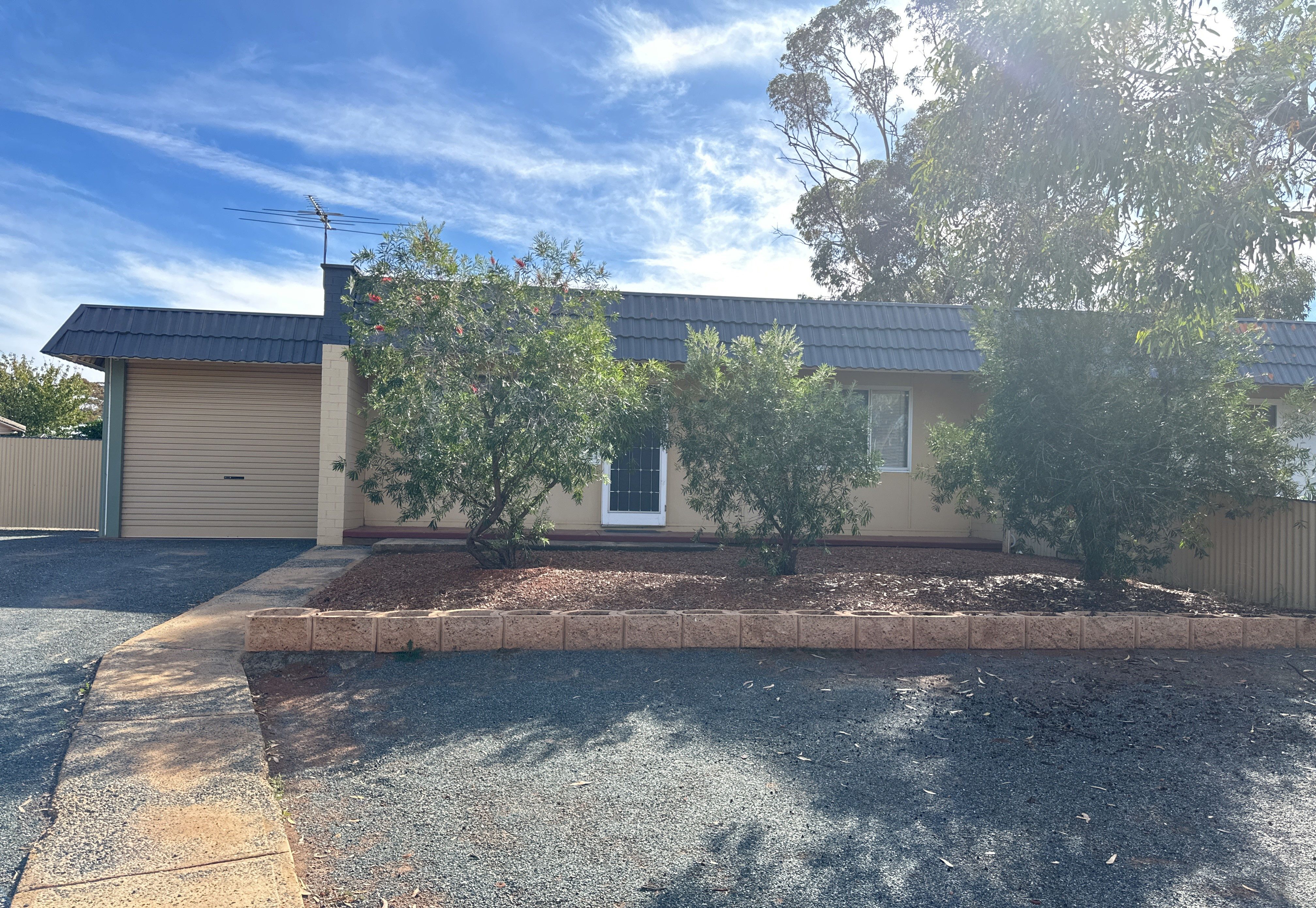 25 Larkin Street, Kambalda East WA 6442