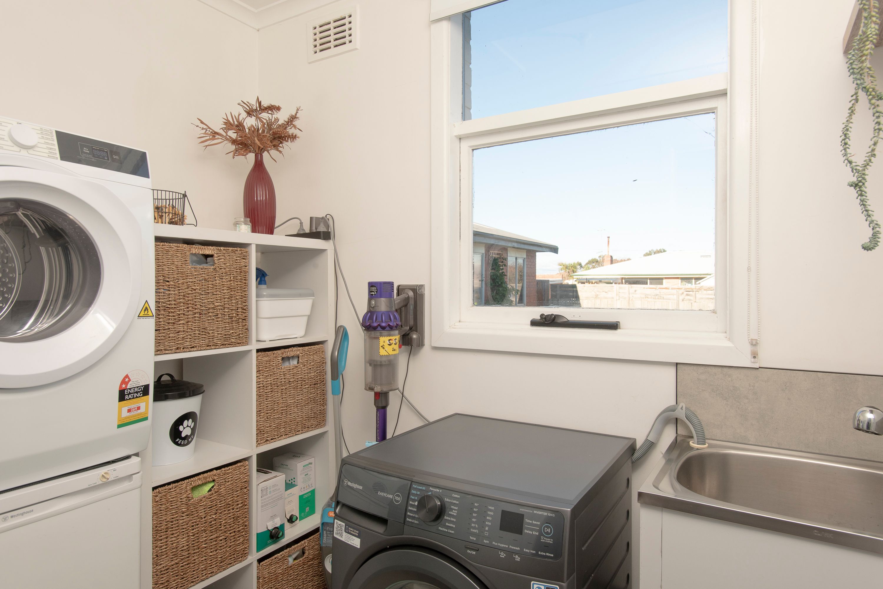 2 Kelvin Street — photo 13 of 15