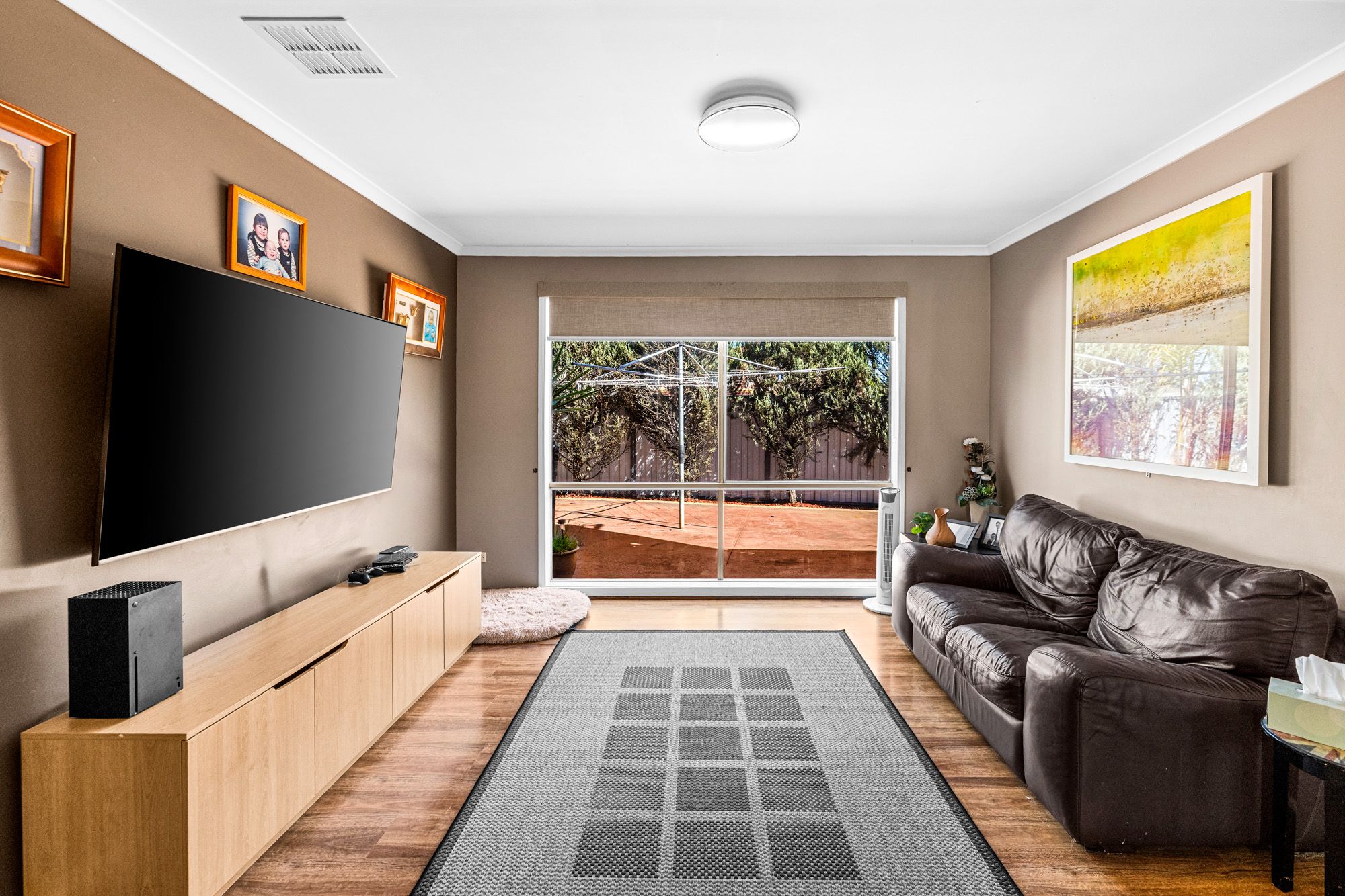 1 Trentham Close — photo 7 of 25