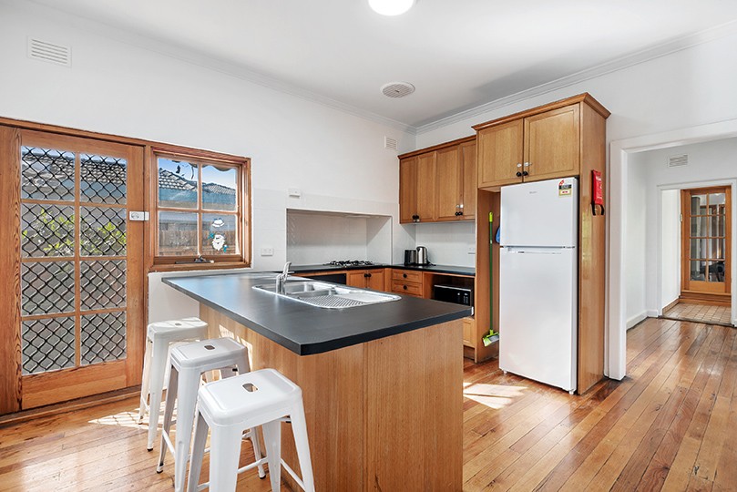 2 Clunes Street, Kingsbury, VIC 3083