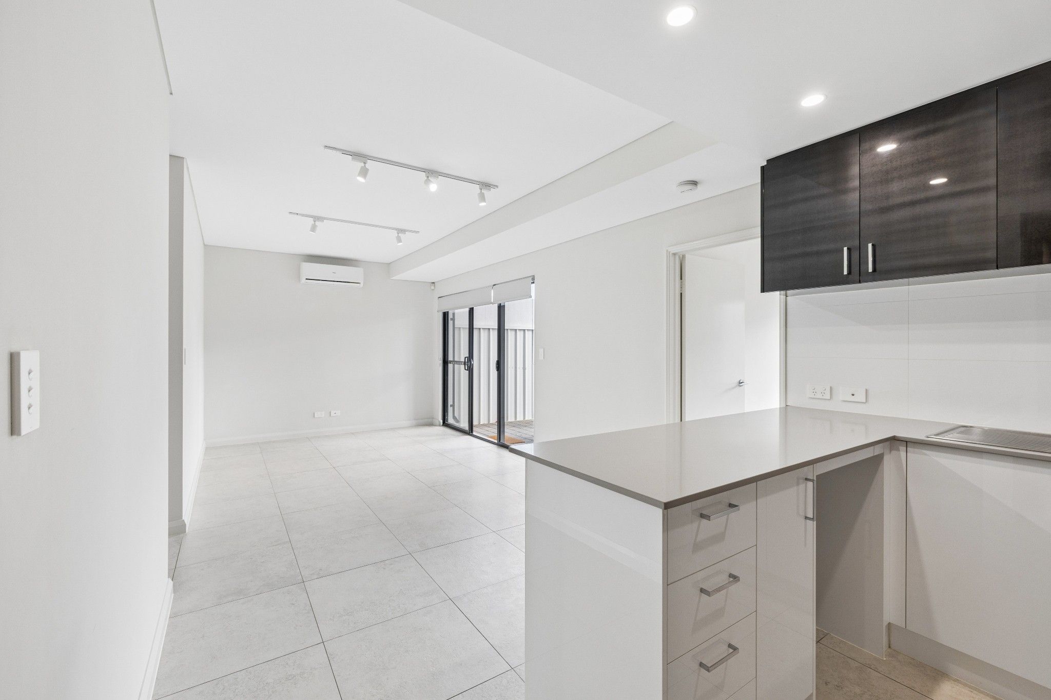 4/389 Daly Street, Cloverdale, WA 6105