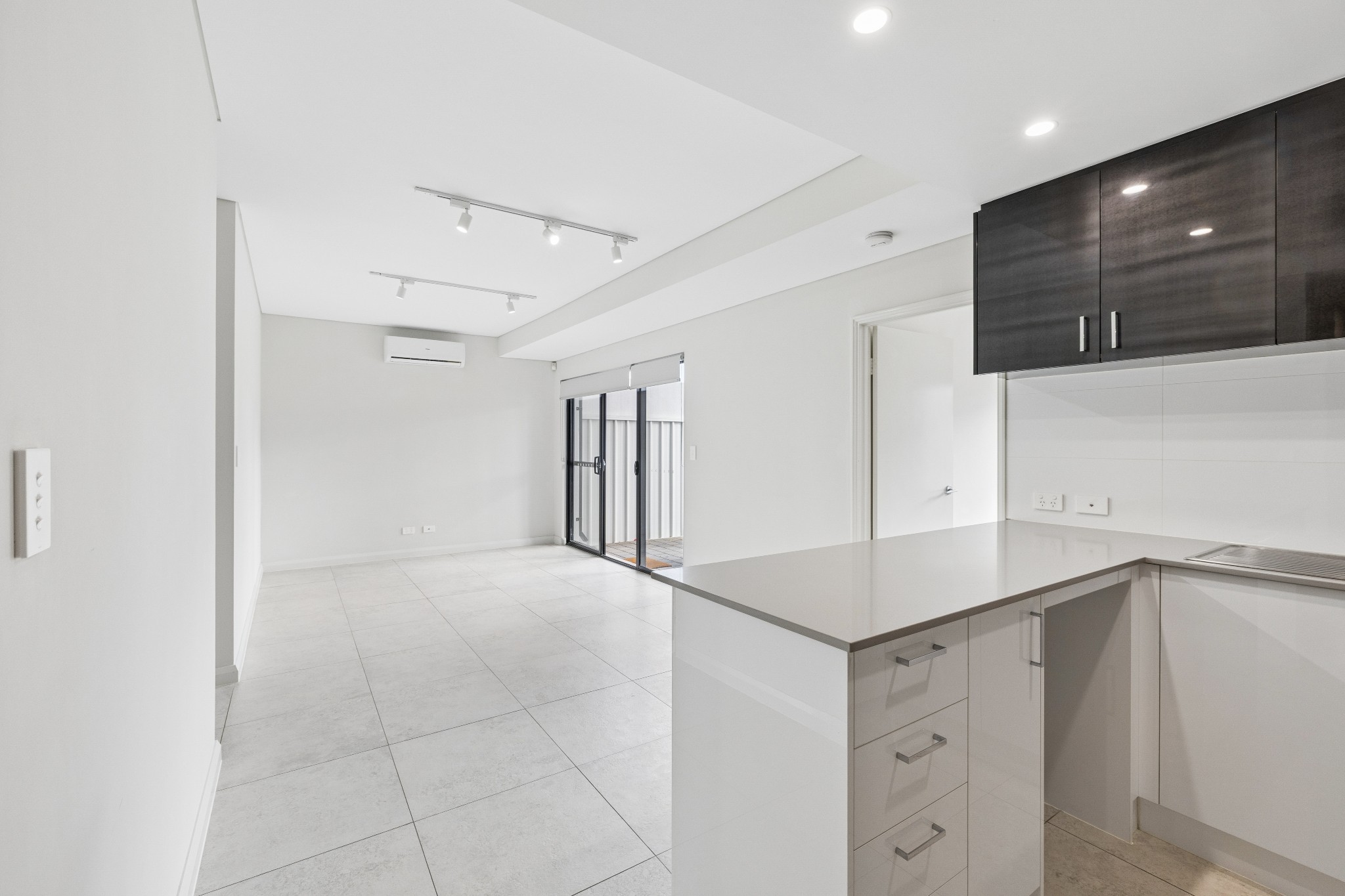 4/389 Daly Street, Cloverdale, WA 6105