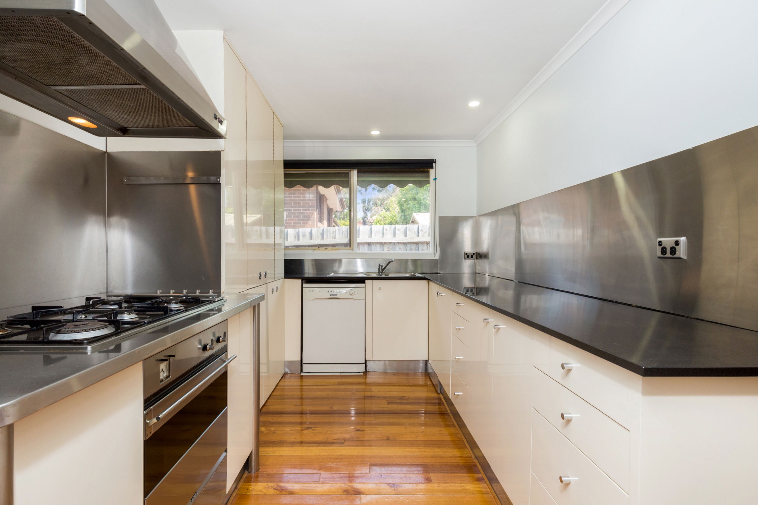 2 Rosalie Court, Wantirna South, VIC 3152