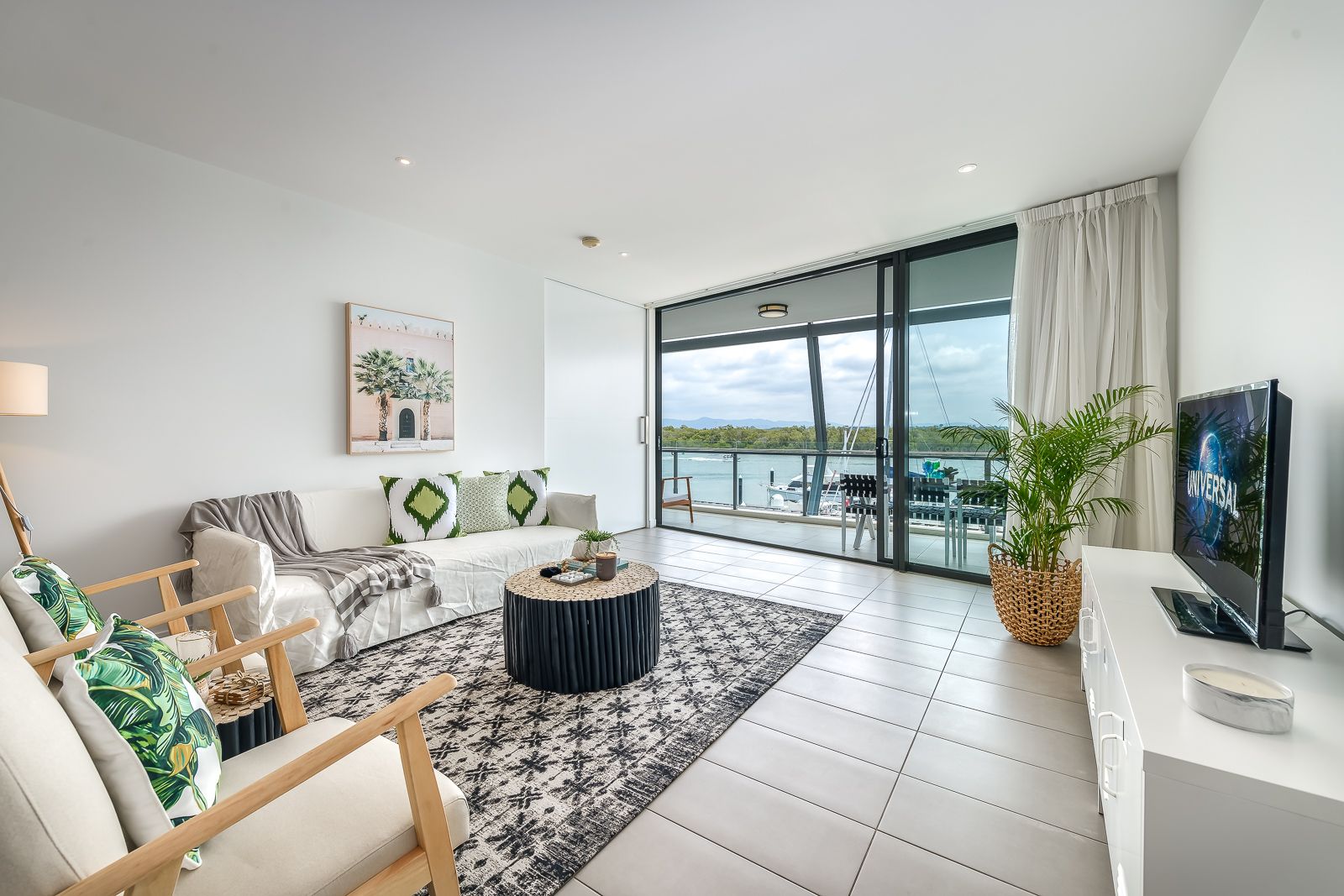 3204/4 MARINA Promenade, Paradise Point, QLD 4216