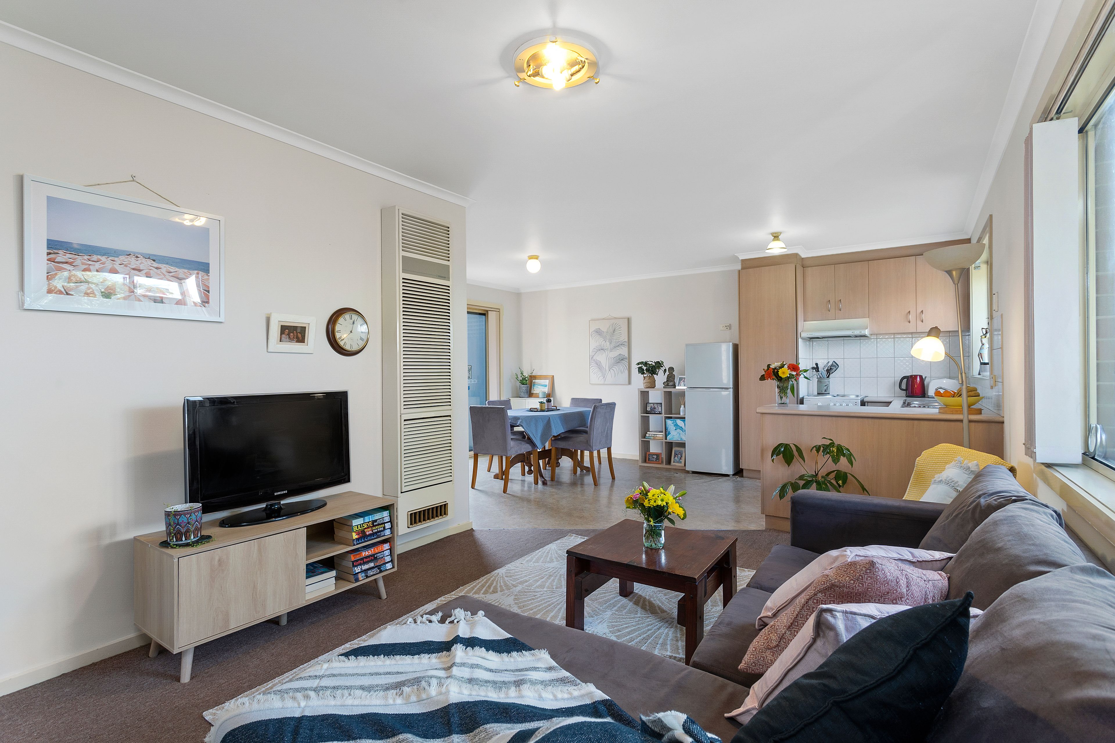 1/301-303 Anakie Road, LOVELY BANKS, VIC 3213