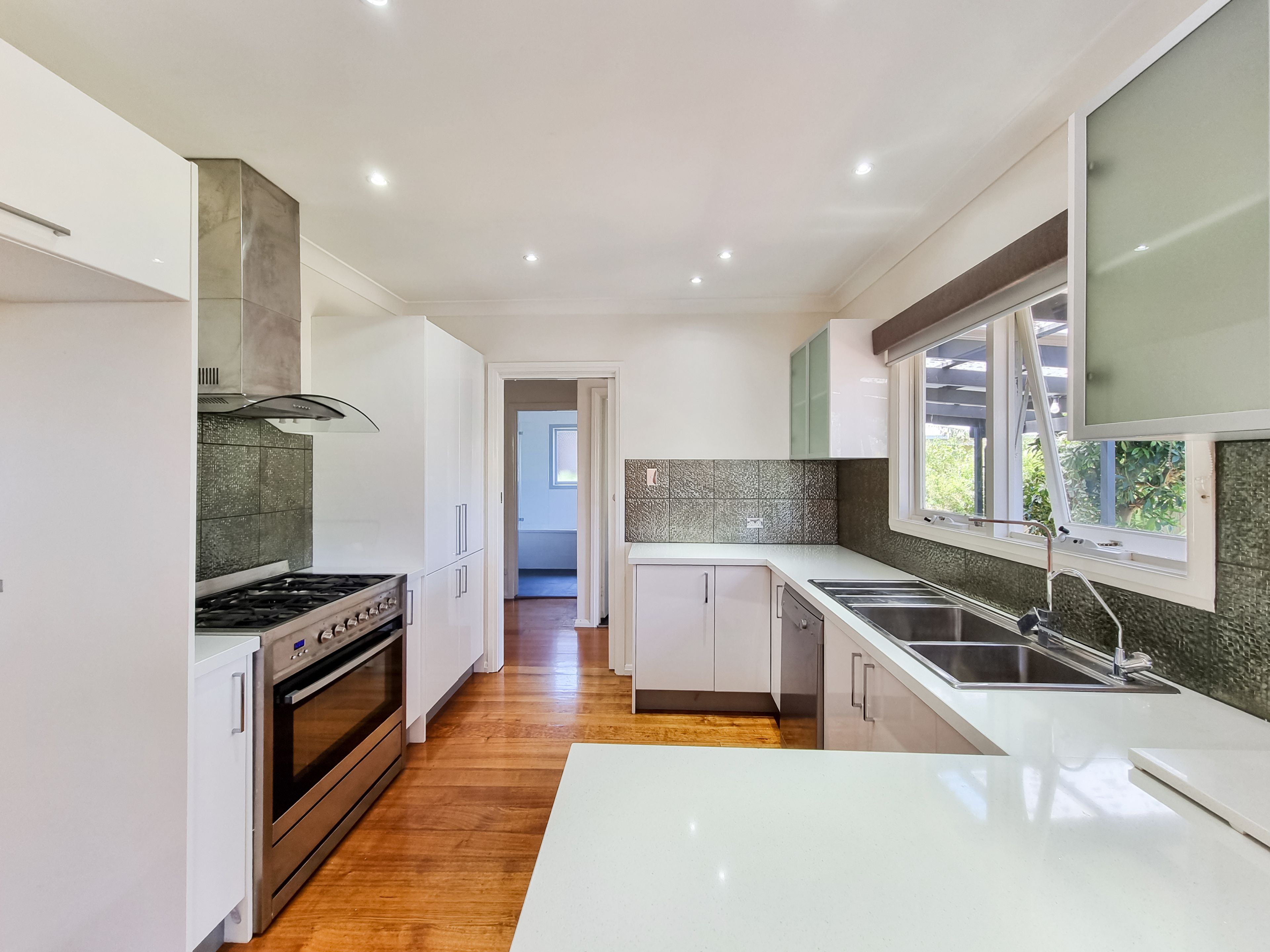 99 Belle Vue Avenue, Highton, VIC 3216