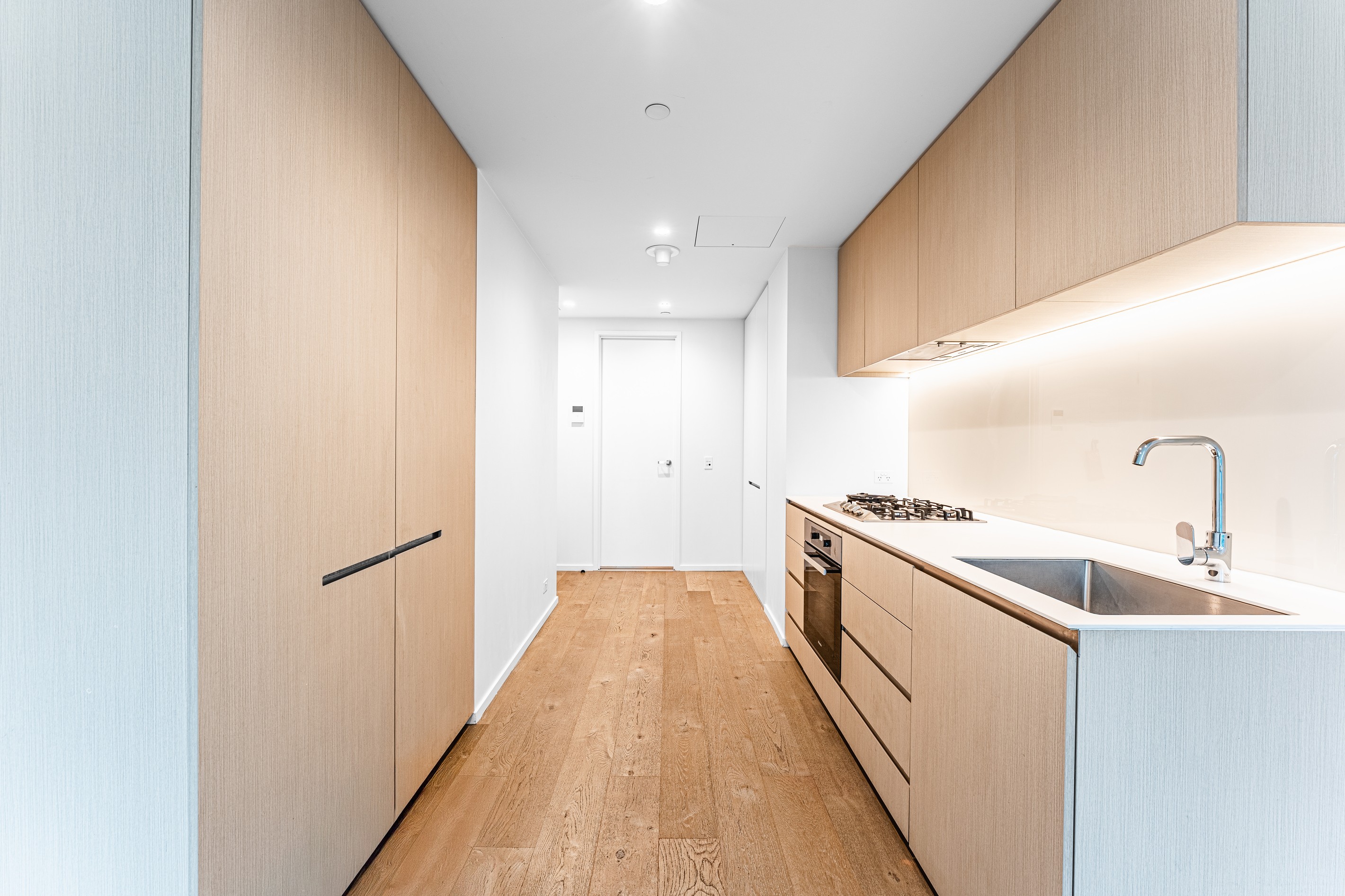 2306/70 Southbank Boulevard, Southbank, VIC 3006