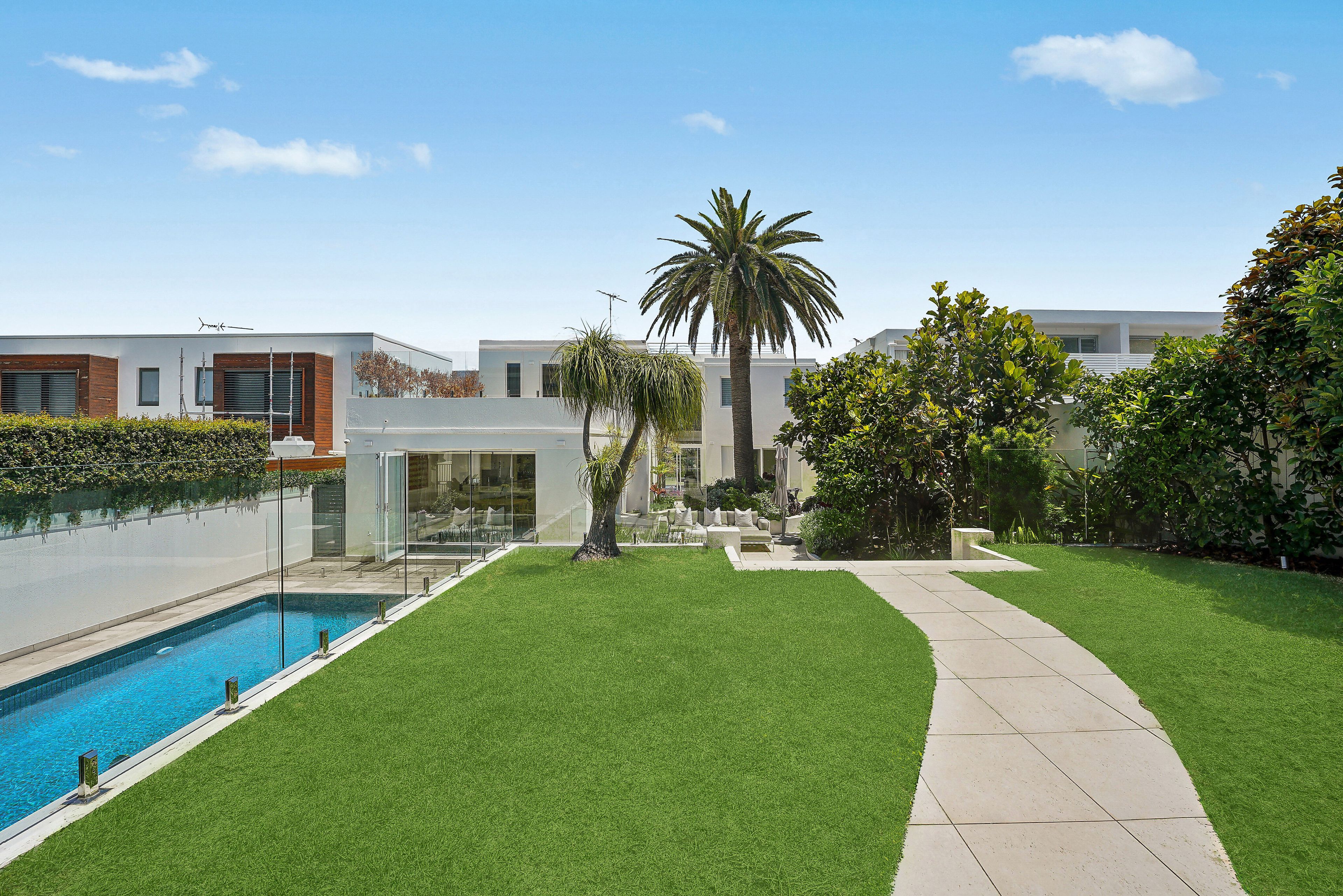 6 Gilbert Street — photo from Ray White Double Bay