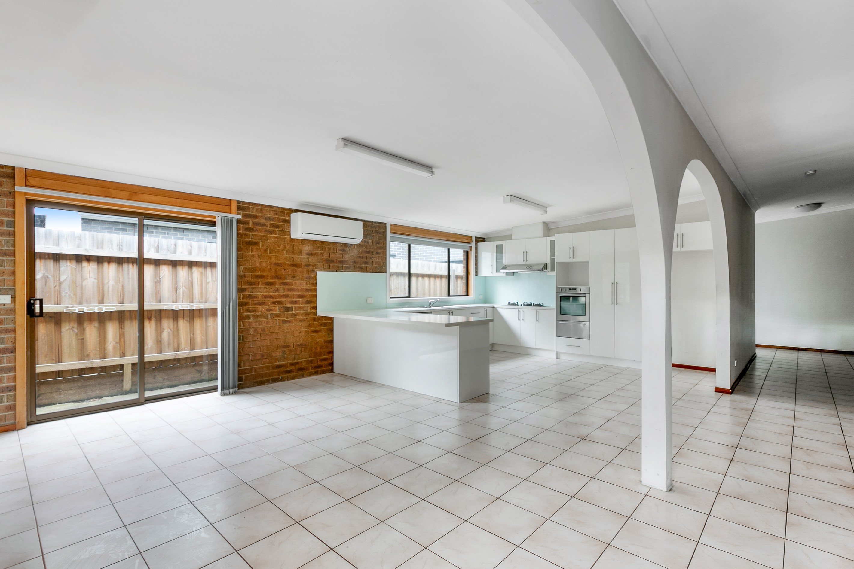 1/11 Mahoneys Road, Reservoir, VIC 3073