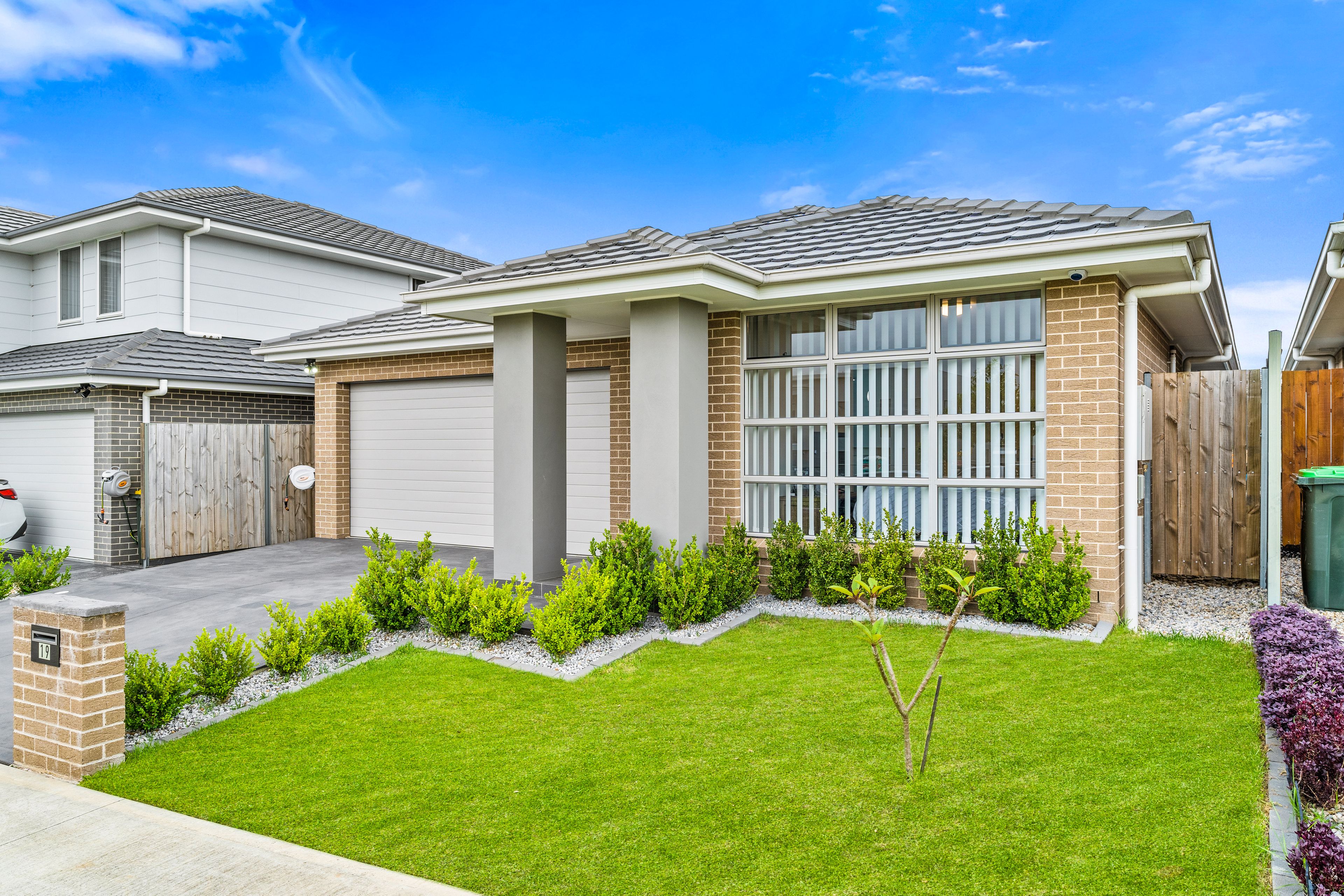 19 Fleece Loop, Oran Park, NSW 2570