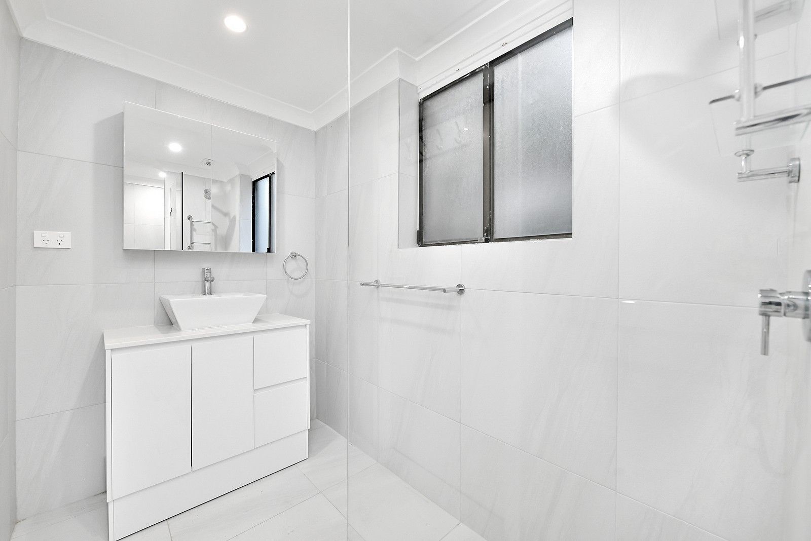 31 Lord Street — photo 6 of 10