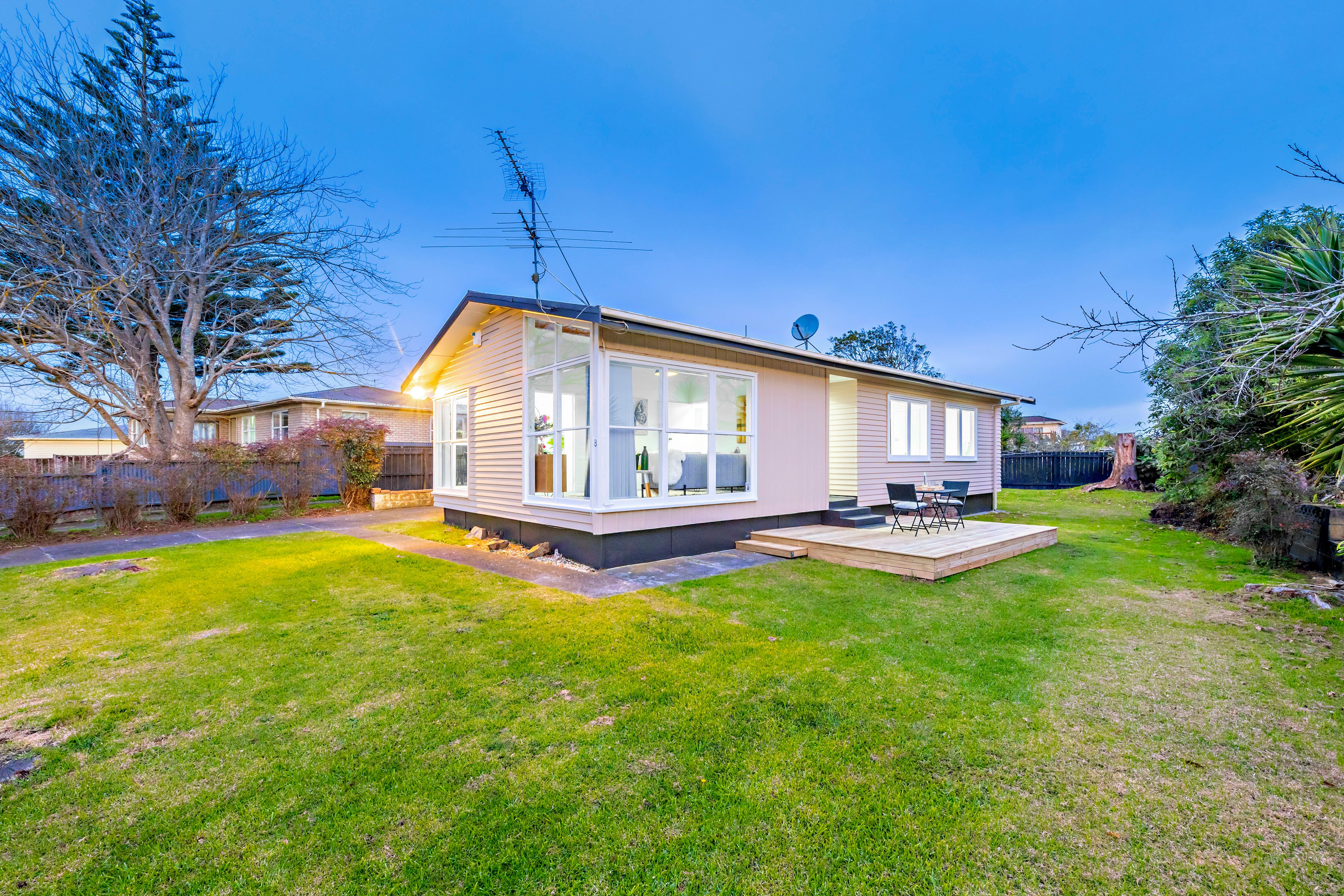 8 Harrow Place, Manurewa, Manukau City