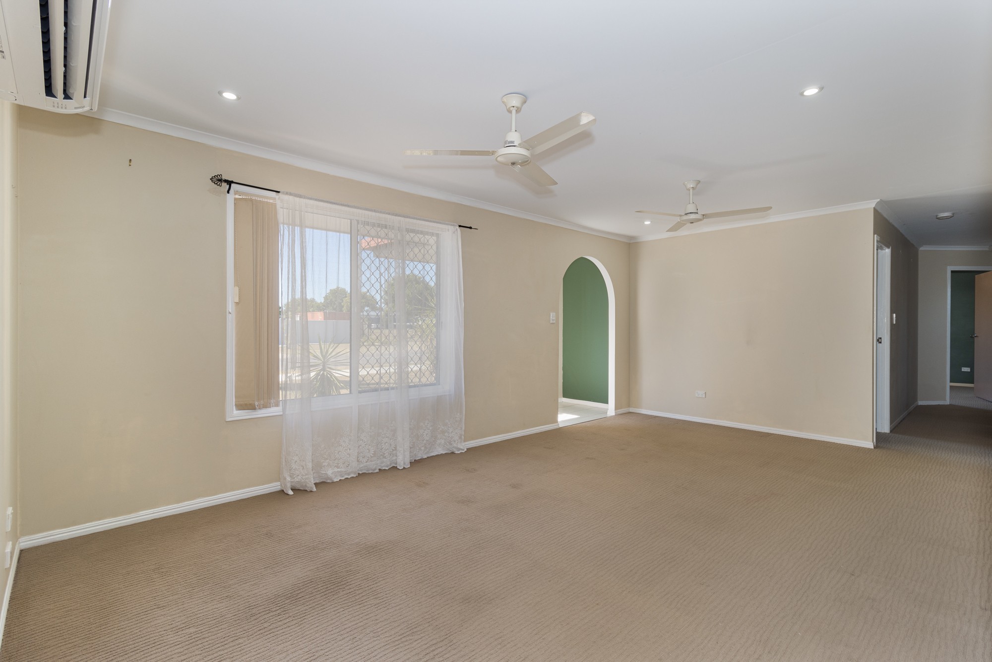 12 Wide Bay Drive, Eli Waters, QLD 4655