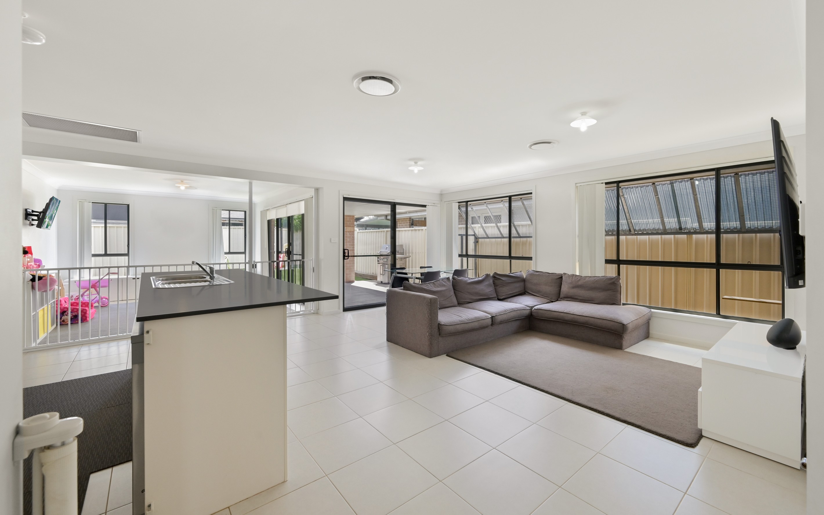 6 Pom Pom Place, Edmondson Park, NSW 2174