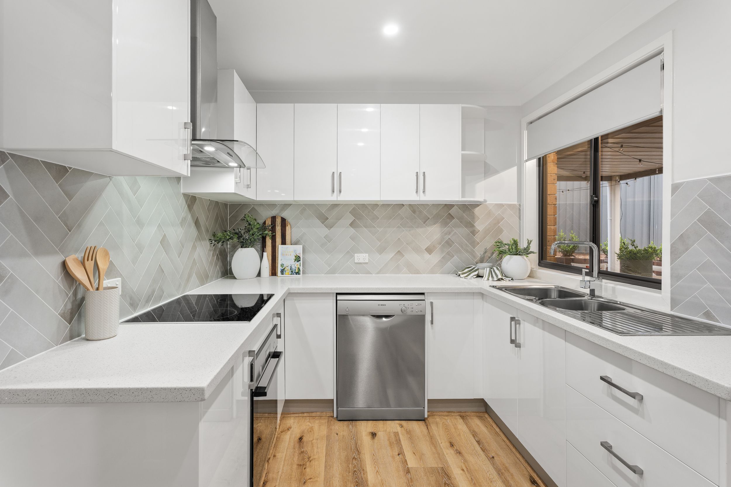 2/26 School House Road, Glenmore Park, NSW 2745