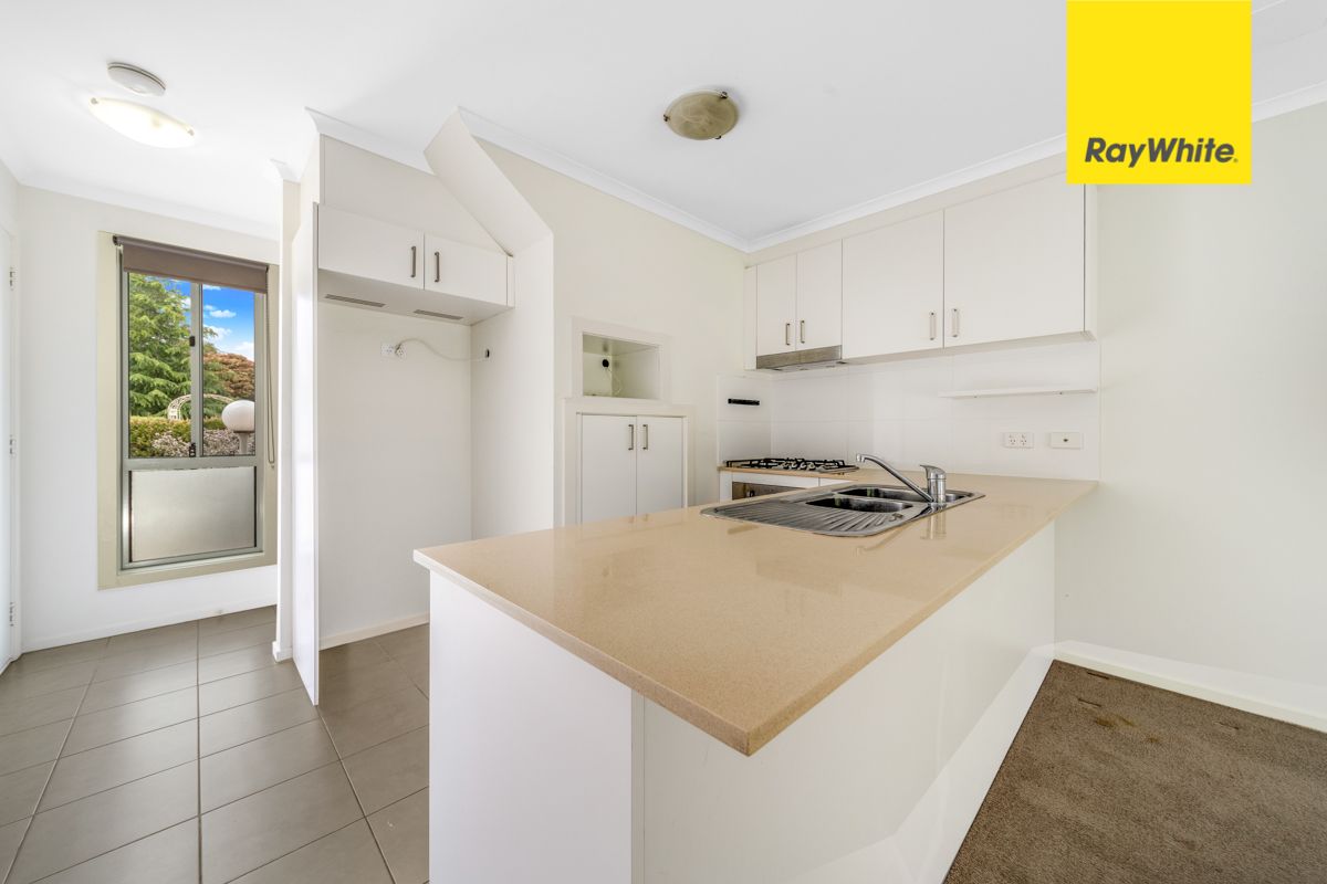9/21 Clark Close, Spence, ACT 2615