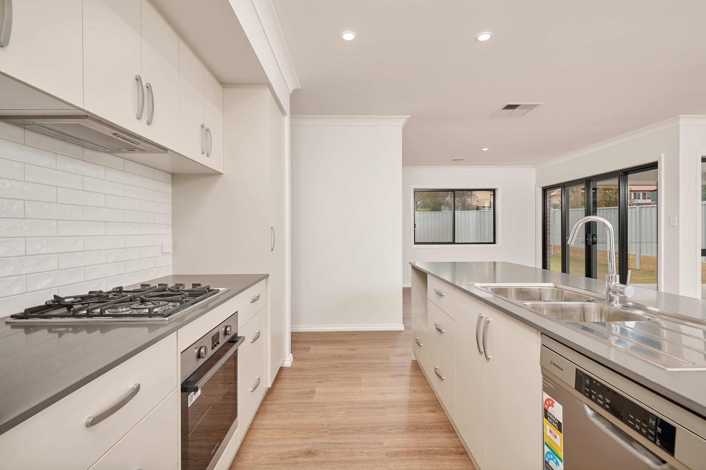 11 Duke Street, Junee, NSW 2663