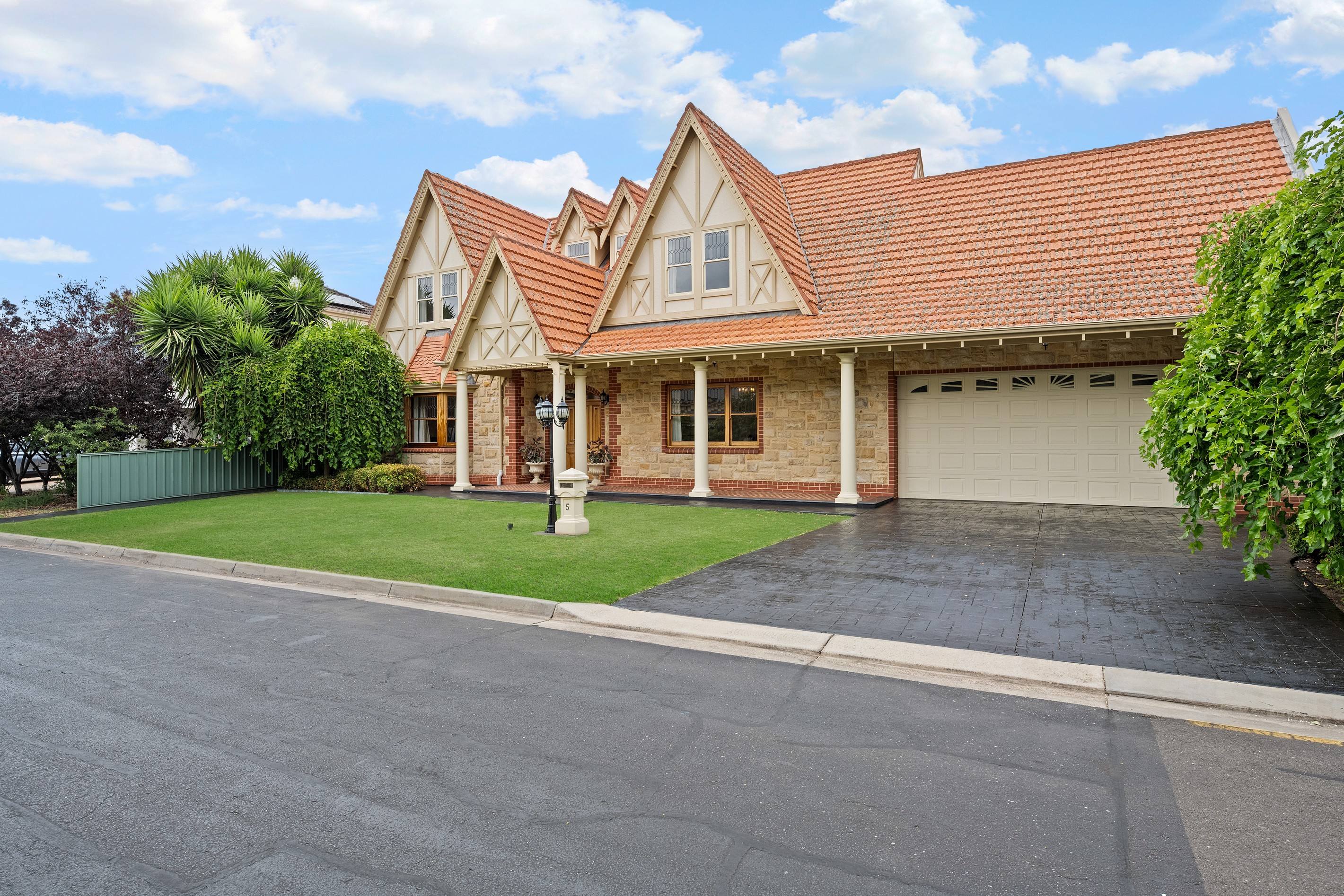 5 Ron Wait Court, Lockleys, SA 5032