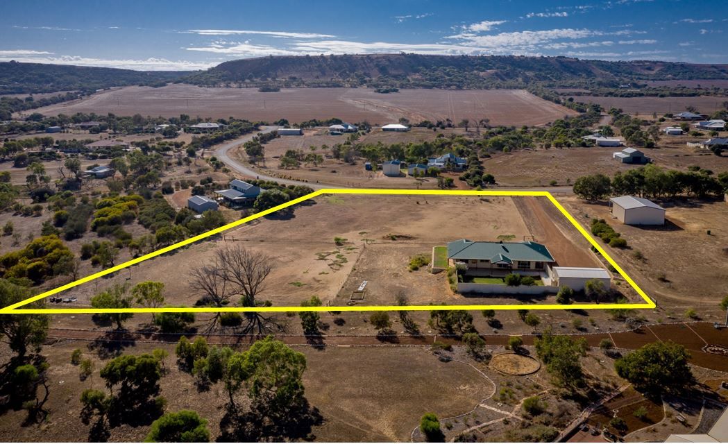 10 Hill Creek Road, Moresby, WA 6530