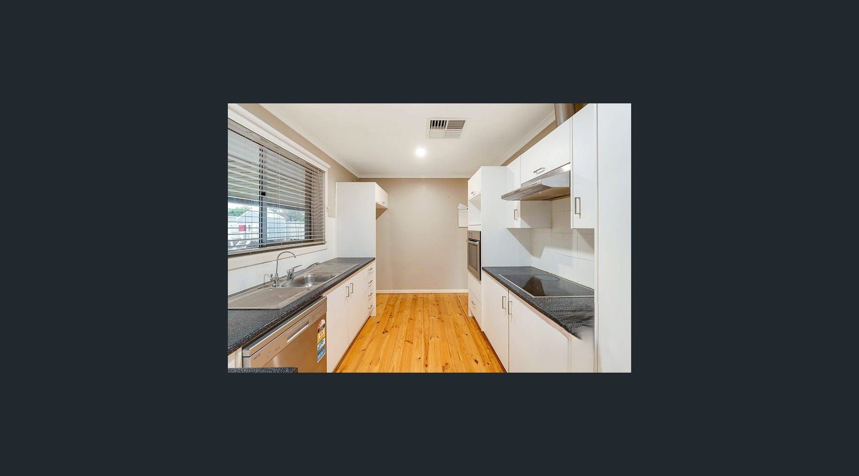 9 Wimborne Street — photo 4 of 12